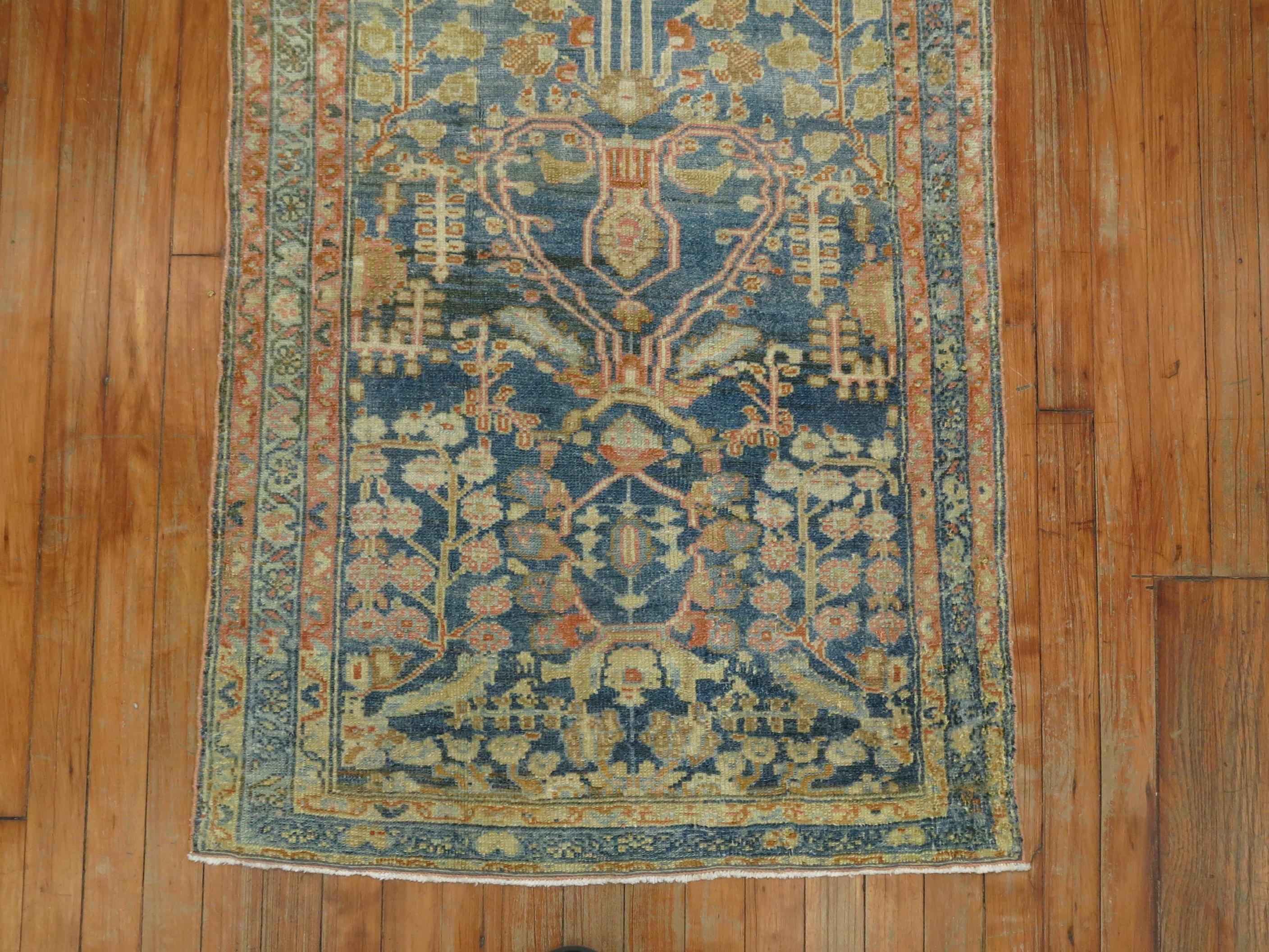 Malayer Runner Zabihi Collection'S blu persiano antico salmone in vendita