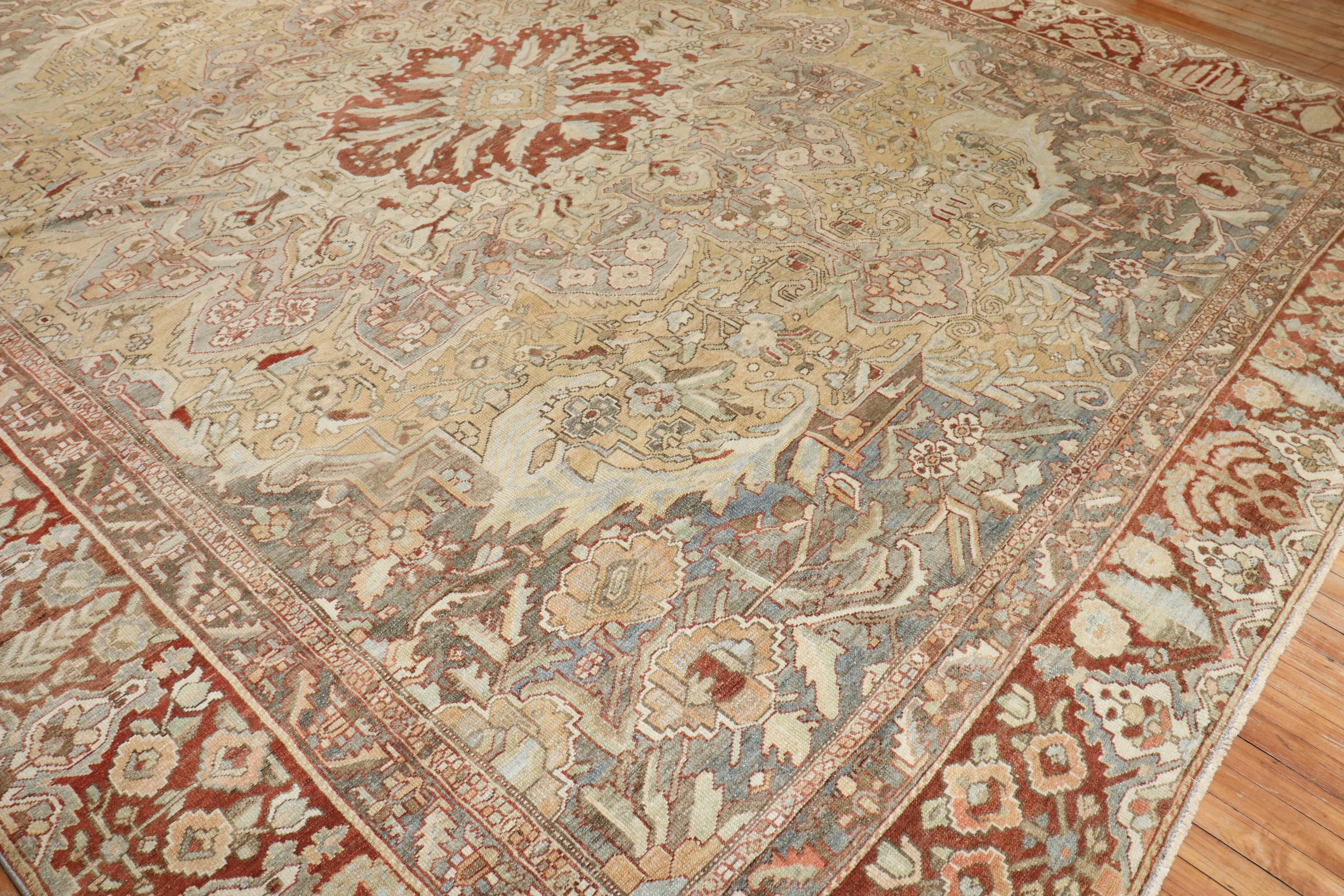ein großer persischer Bakhtiari-Teppich aus dem frühen 20. 

Einzelheiten
Teppich nein.	j2603
Größe	11' 6