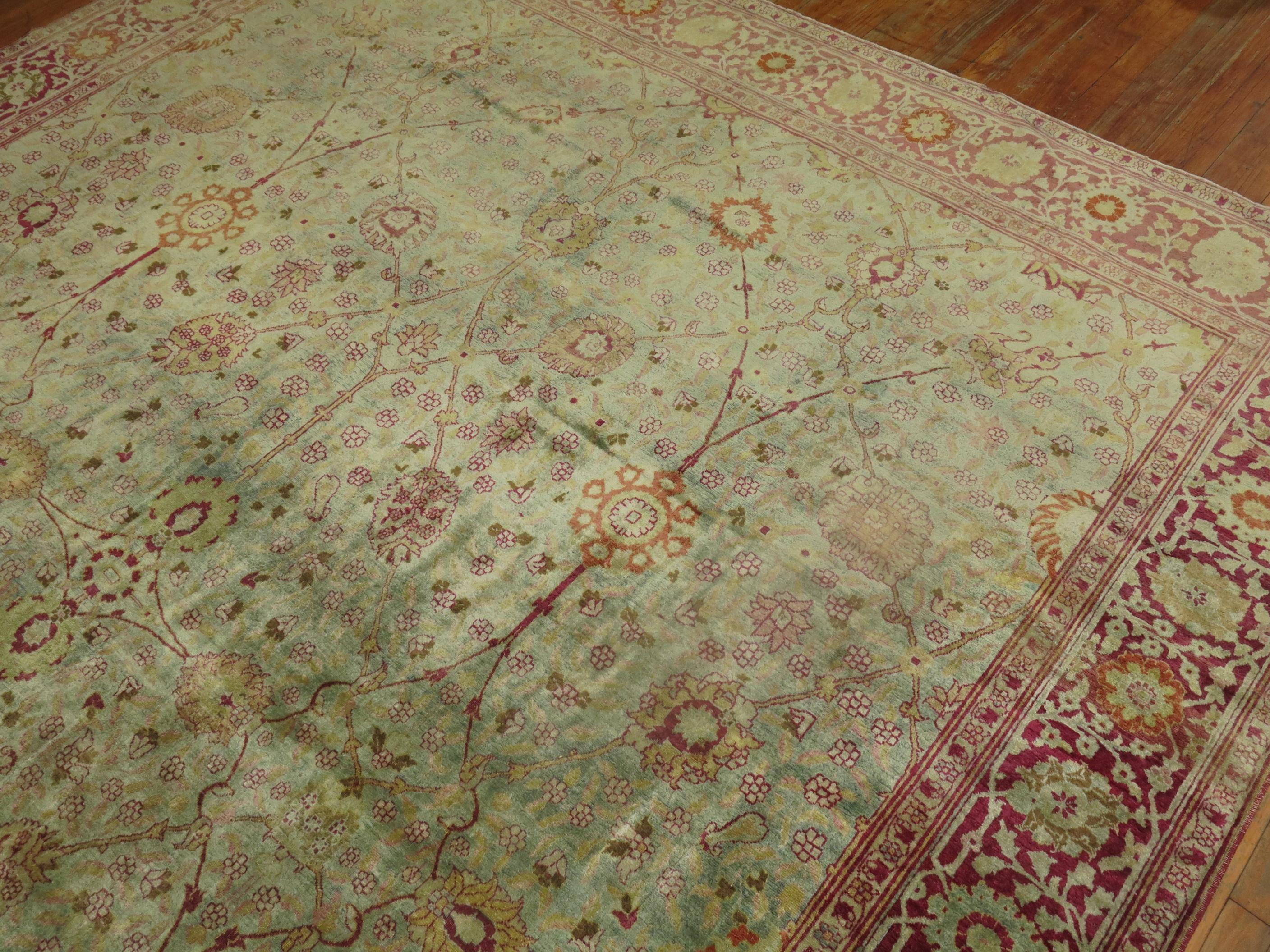 Zabihi Collection Antiker Persischer Grüner Täbriz Teppich (Wolle) im Angebot