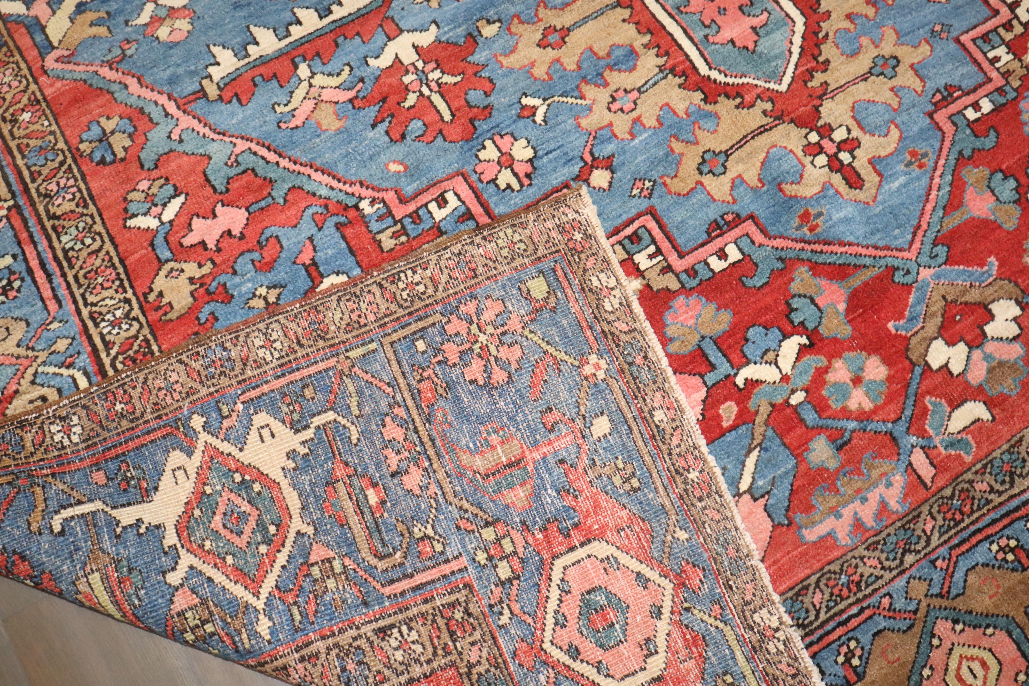 Noué à la main Zabihi Collection Antique Persan Heriz Début du 20ème siècle Tapis en vente
