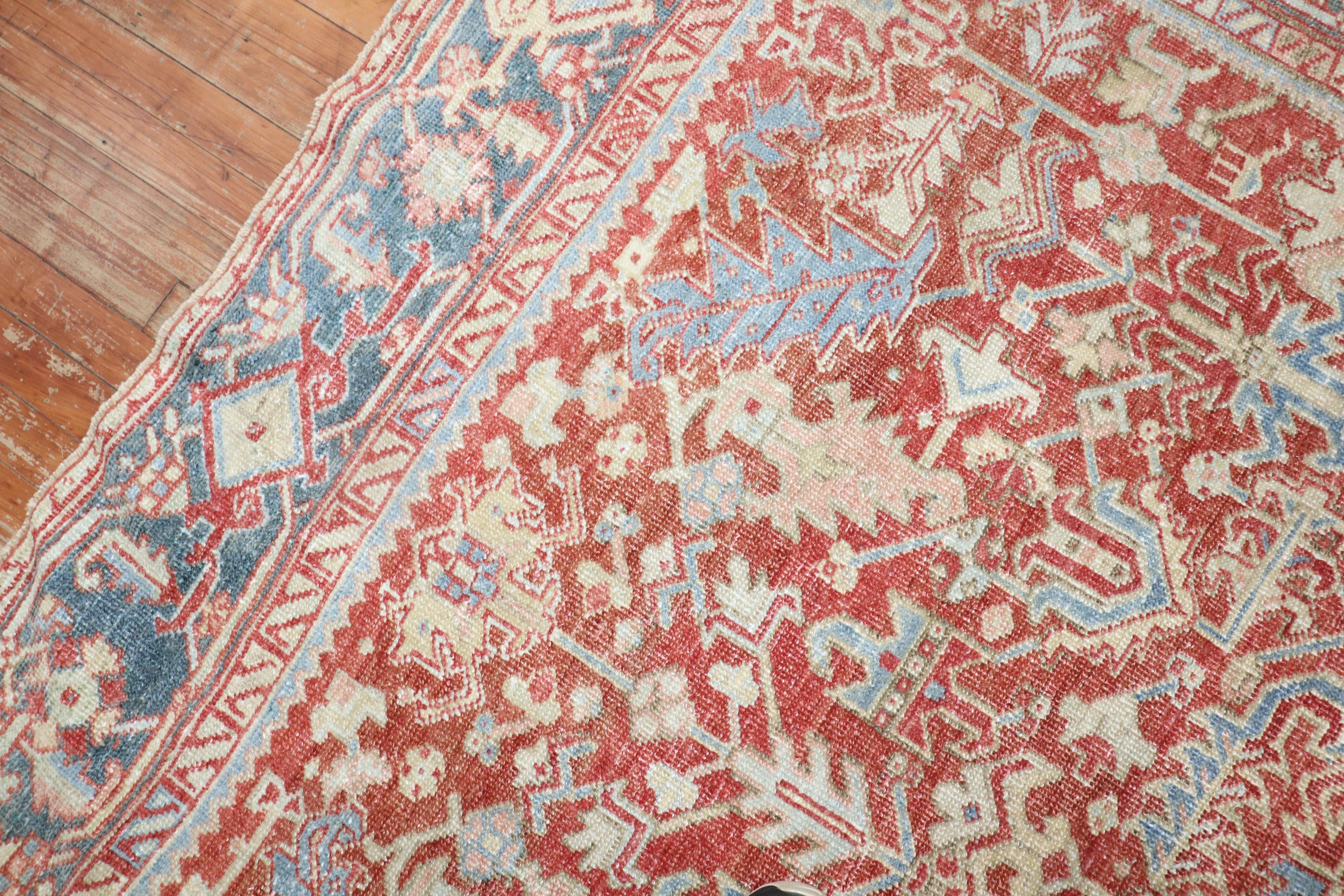 Zabihi Collection Antique Persian Heriz Room Size Rug In Good Condition For Sale In New York, NY