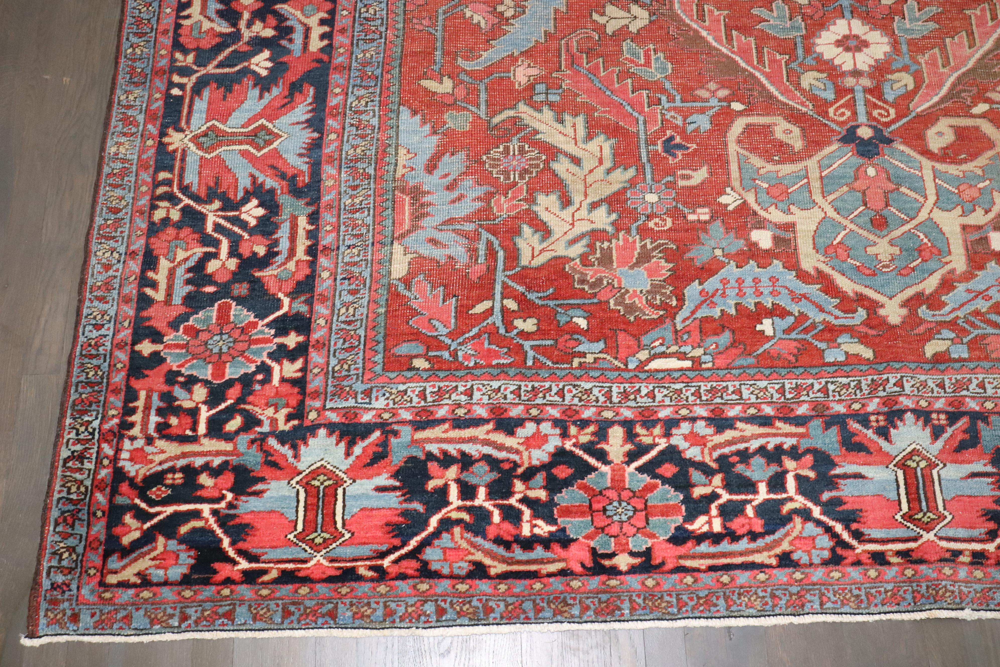 Colección Zabihi Alfombra Persa Heriz Antigua Serapi en venta