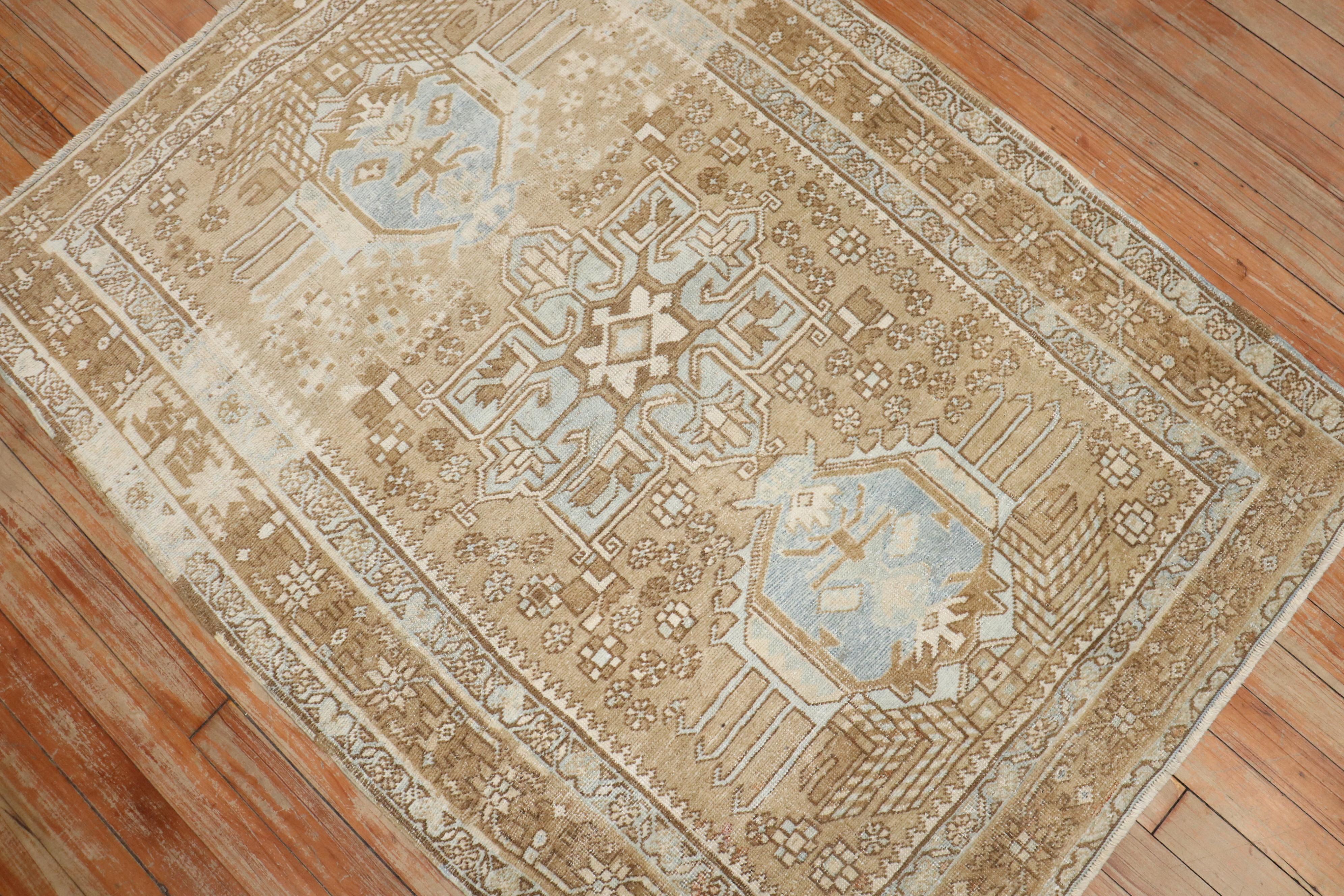 Colección Zabihi Alfombra Persa Heriz Antigua en venta 1