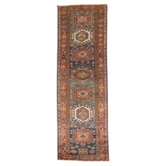 Tapis de couloir Heriz persan ancien de la collection Zabihi