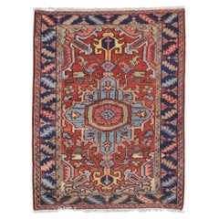 Zabihi Collection Antiker Persischer Heriz Kleiner Teppich