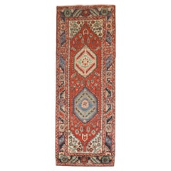 Petit tapis de couloir Heriz persan ancien de la collection Zabihi