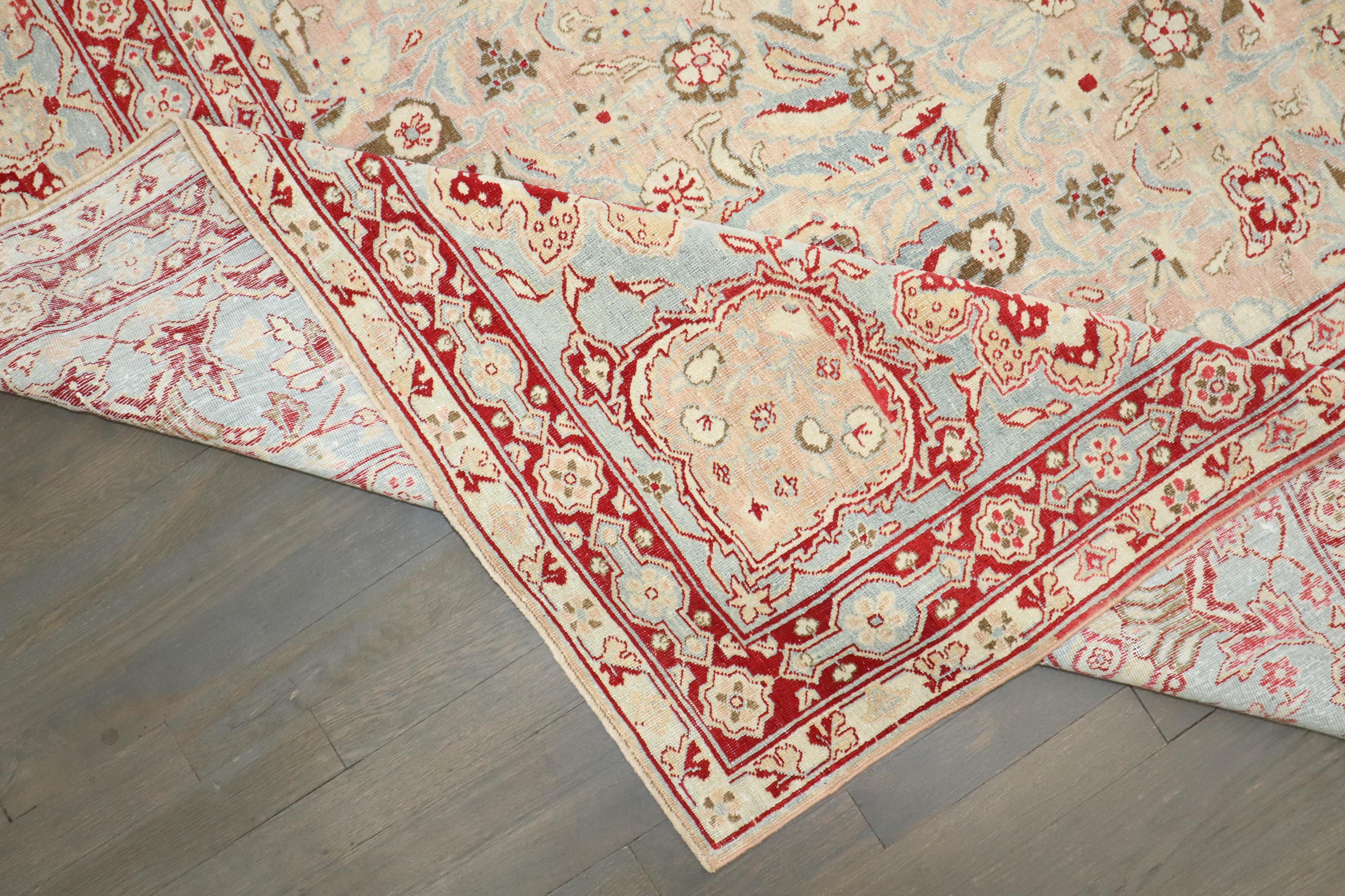 Zabihi Kollektion Antiker persischer Kashan Großer persischer Teppich im Zustand „Gut“ im Angebot in New York, NY