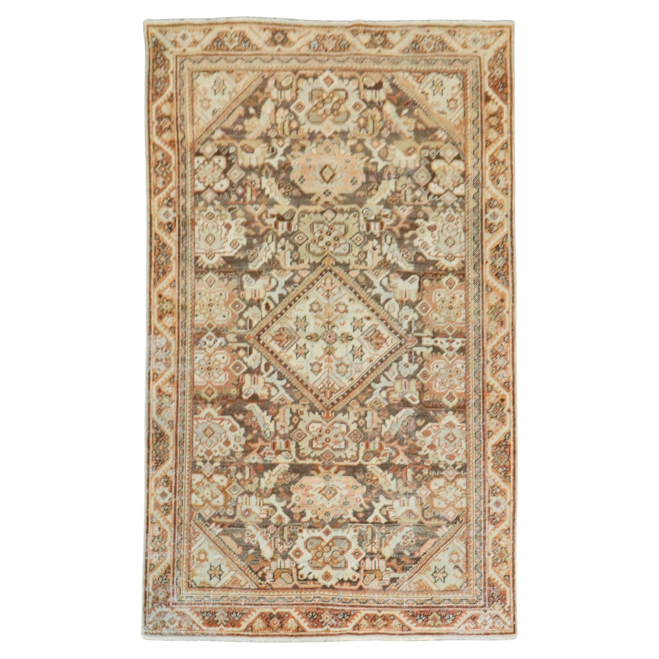 Zabihi Collection Antique Persan Mahal Tapis d
accent