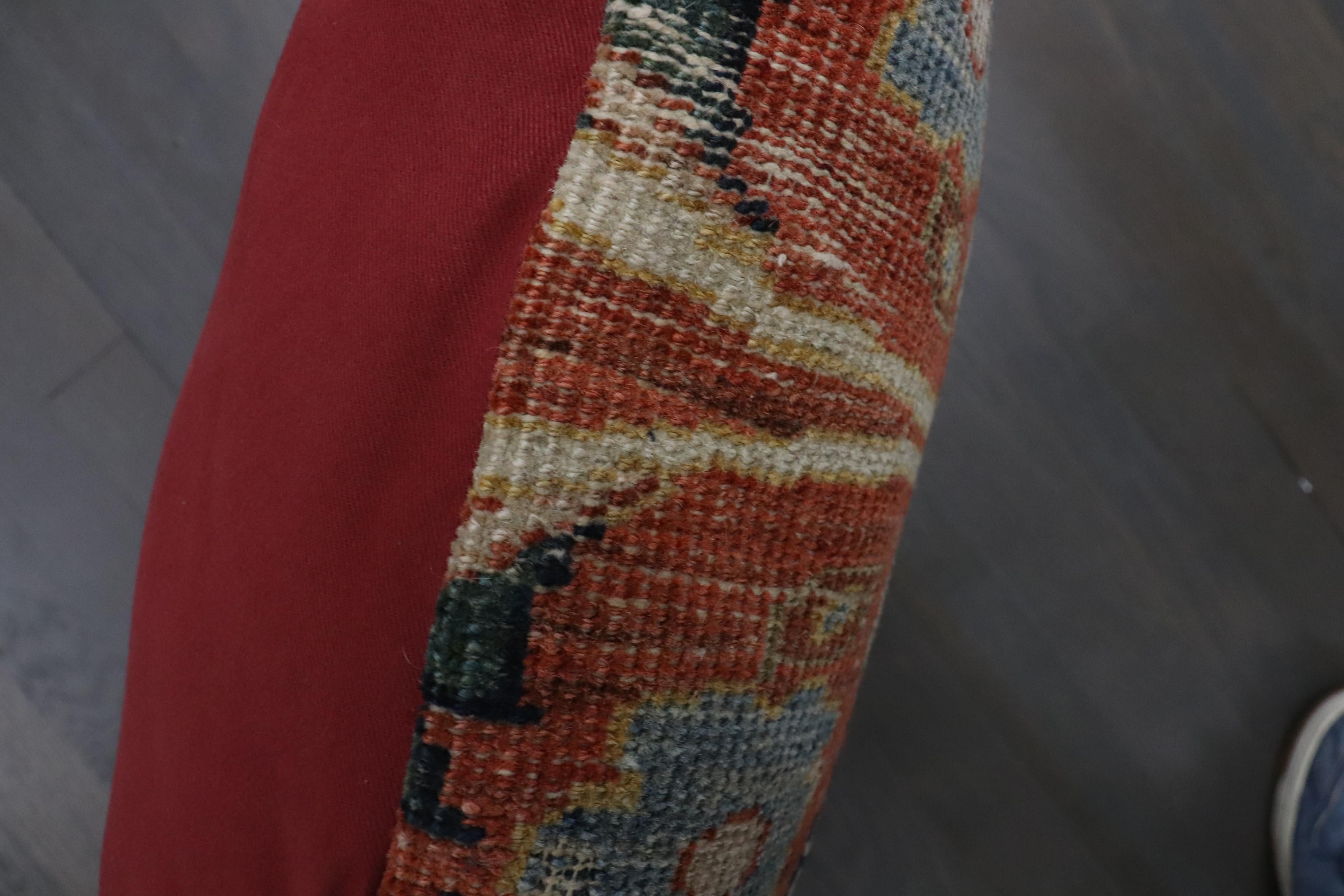 Sultanabad Coussin de bordure persane ancienne de la collection Zabihi en vente