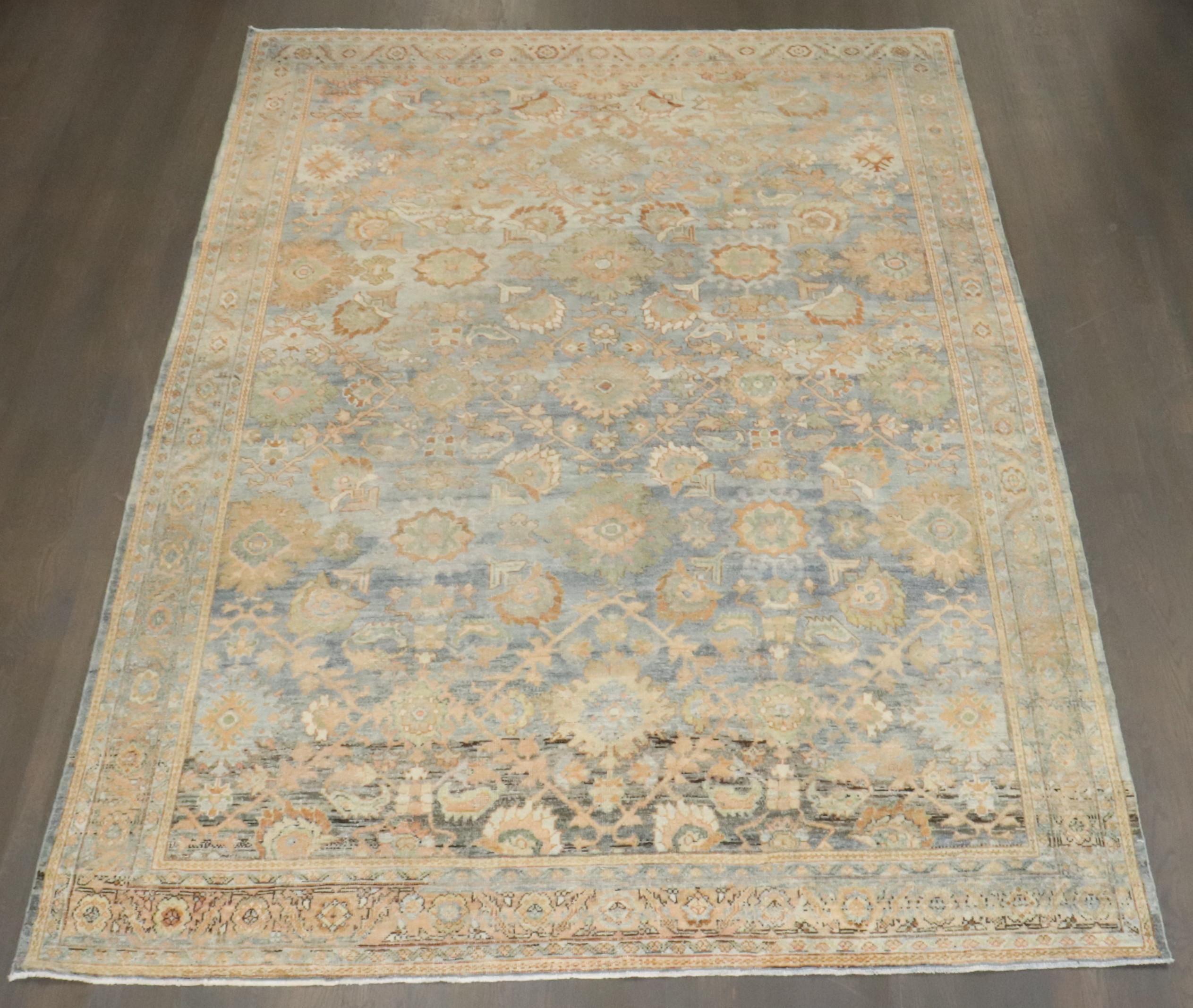 Tapis mahal persan de couleur claire du début du 20ème siècle pour une petite pièce

Détails
rug no.	j4065
taille	7' x 10' (213 x 305 cm)