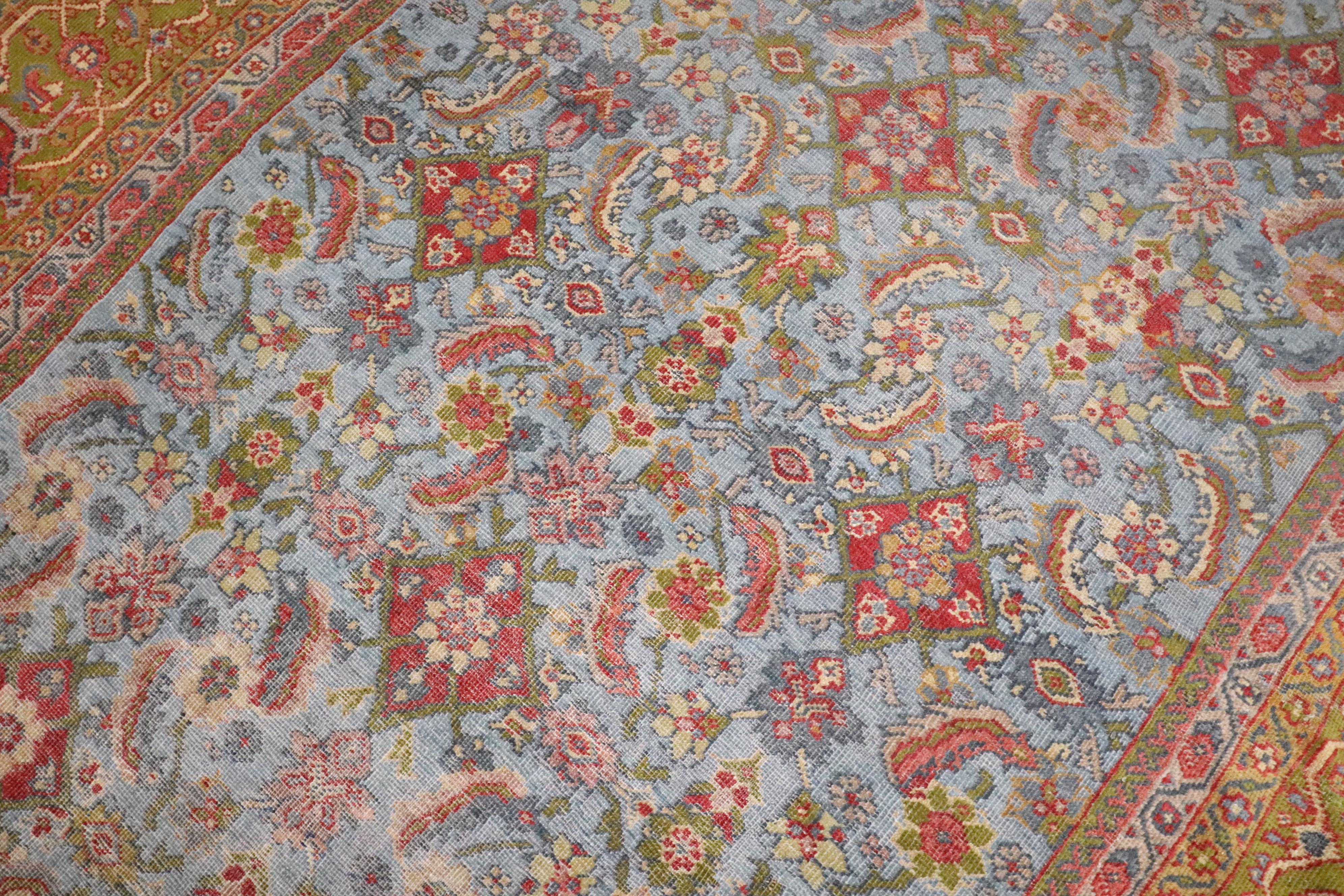 Agra Tapis persan ancien de la collection Zabihi Mahal en vente