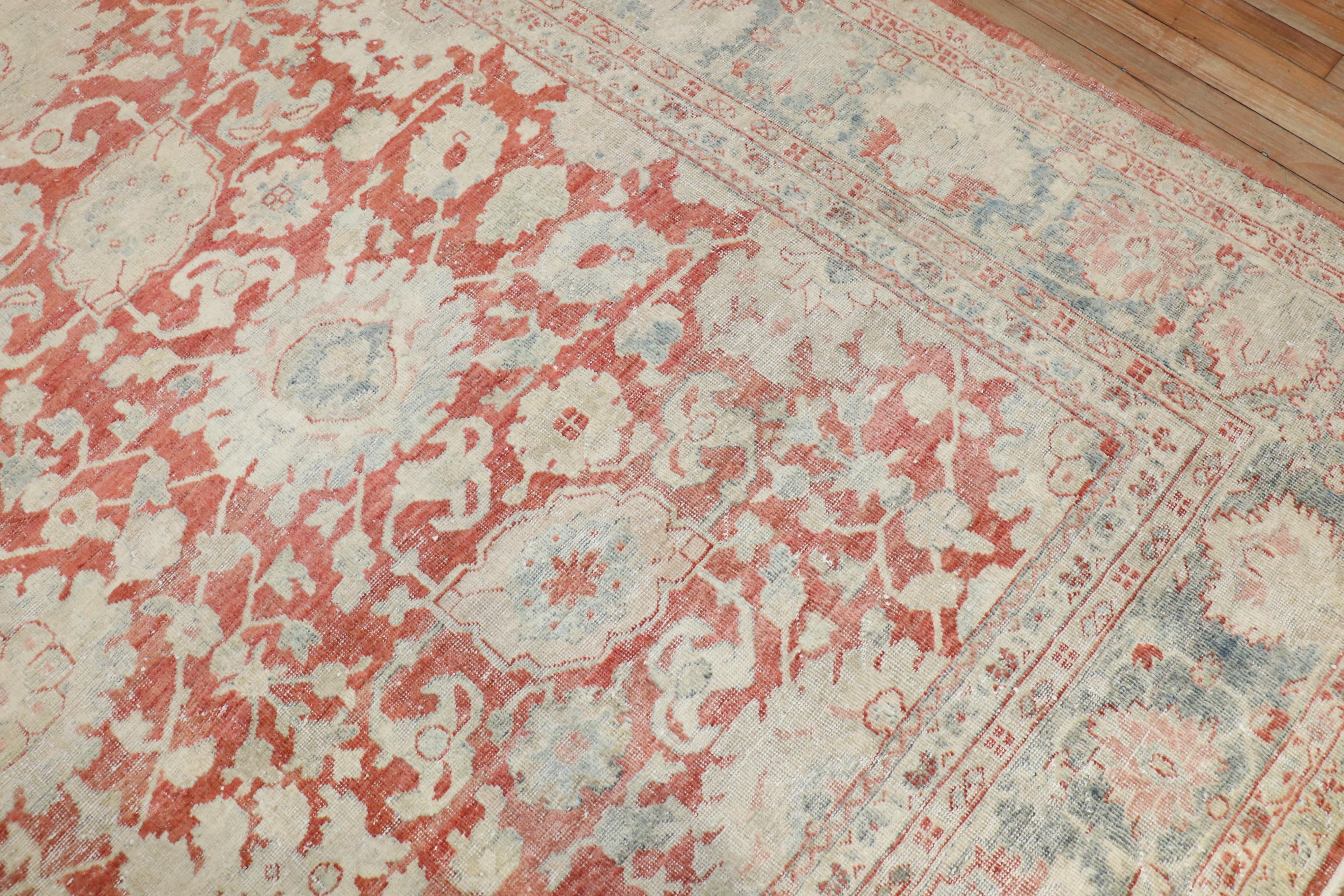 Tissé à la main Tapis persan ancien de la collection Zabihi Mahal en vente