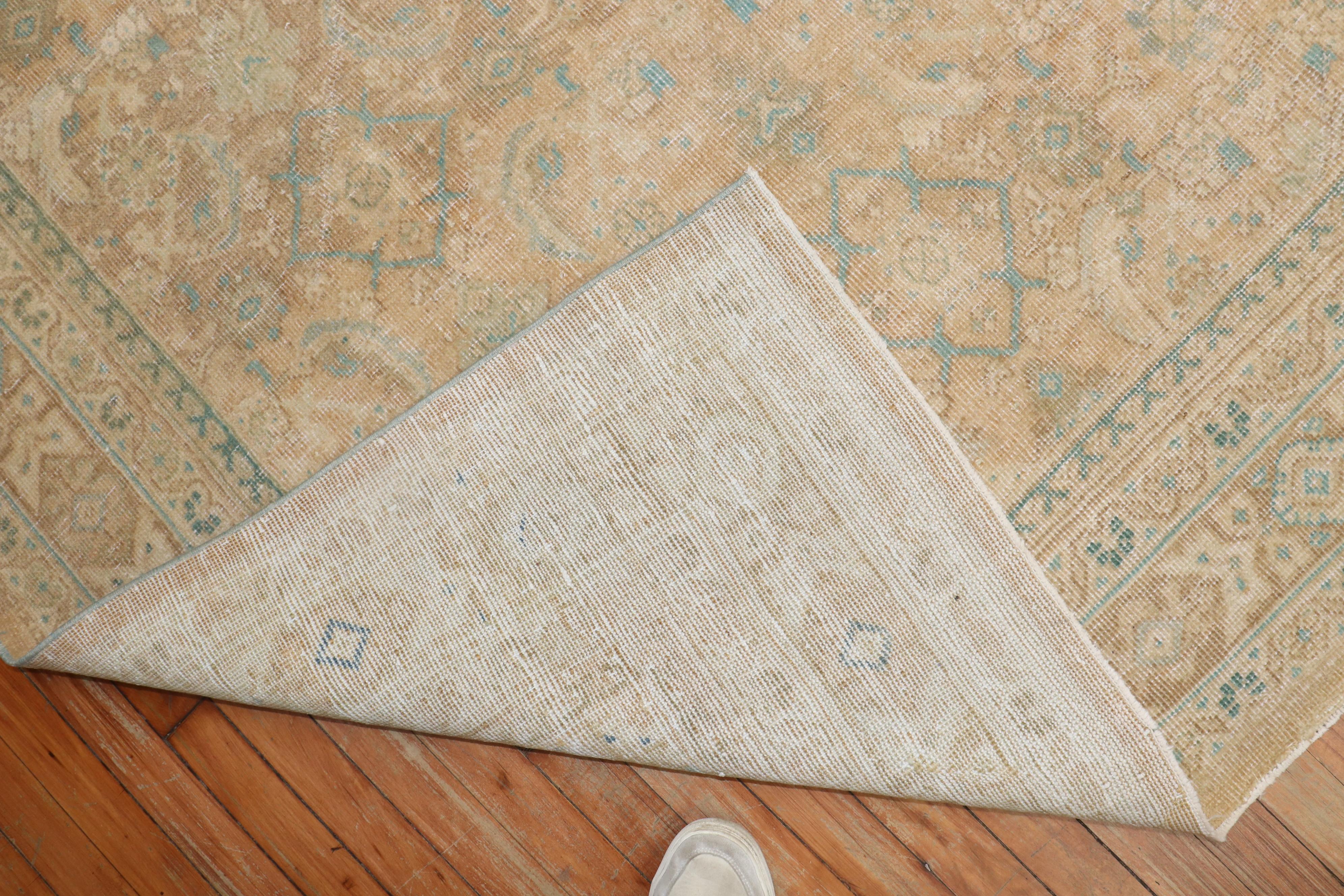 Antiker persischer Mahal-Teppich aus der Zabihi-Kollektion im Zustand „Gut“ im Angebot in New York, NY