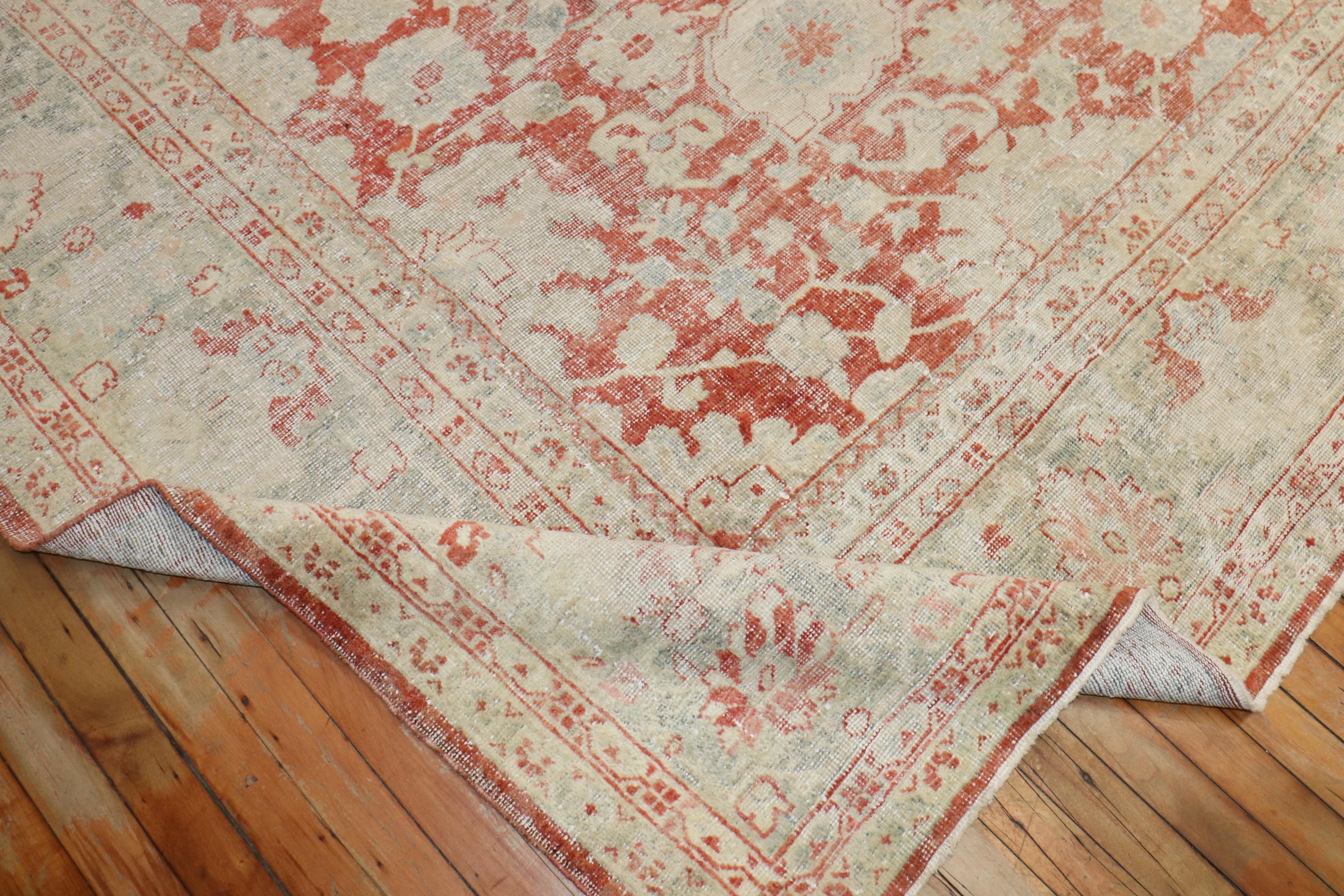 Tapis persan ancien de la collection Zabihi Mahal Bon état - En vente à New York, NY