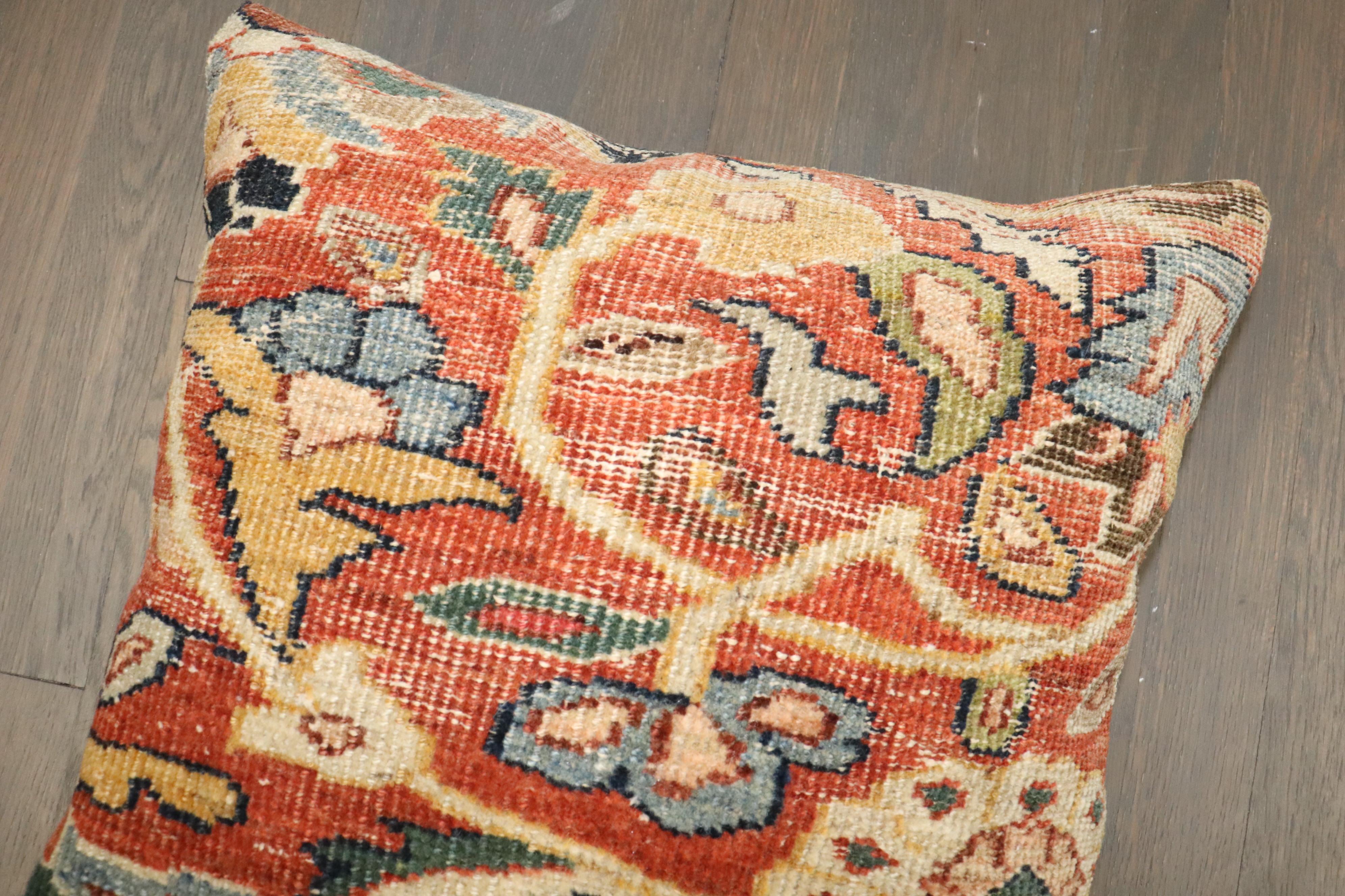 Sultanabad Coussin carré persan ancien de la collection Zabihi en vente