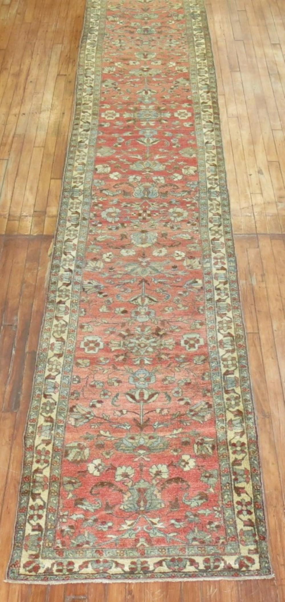 Colección Zabihi Malayer Persa Antiguo  Corredor extremadamente largo Lana en venta