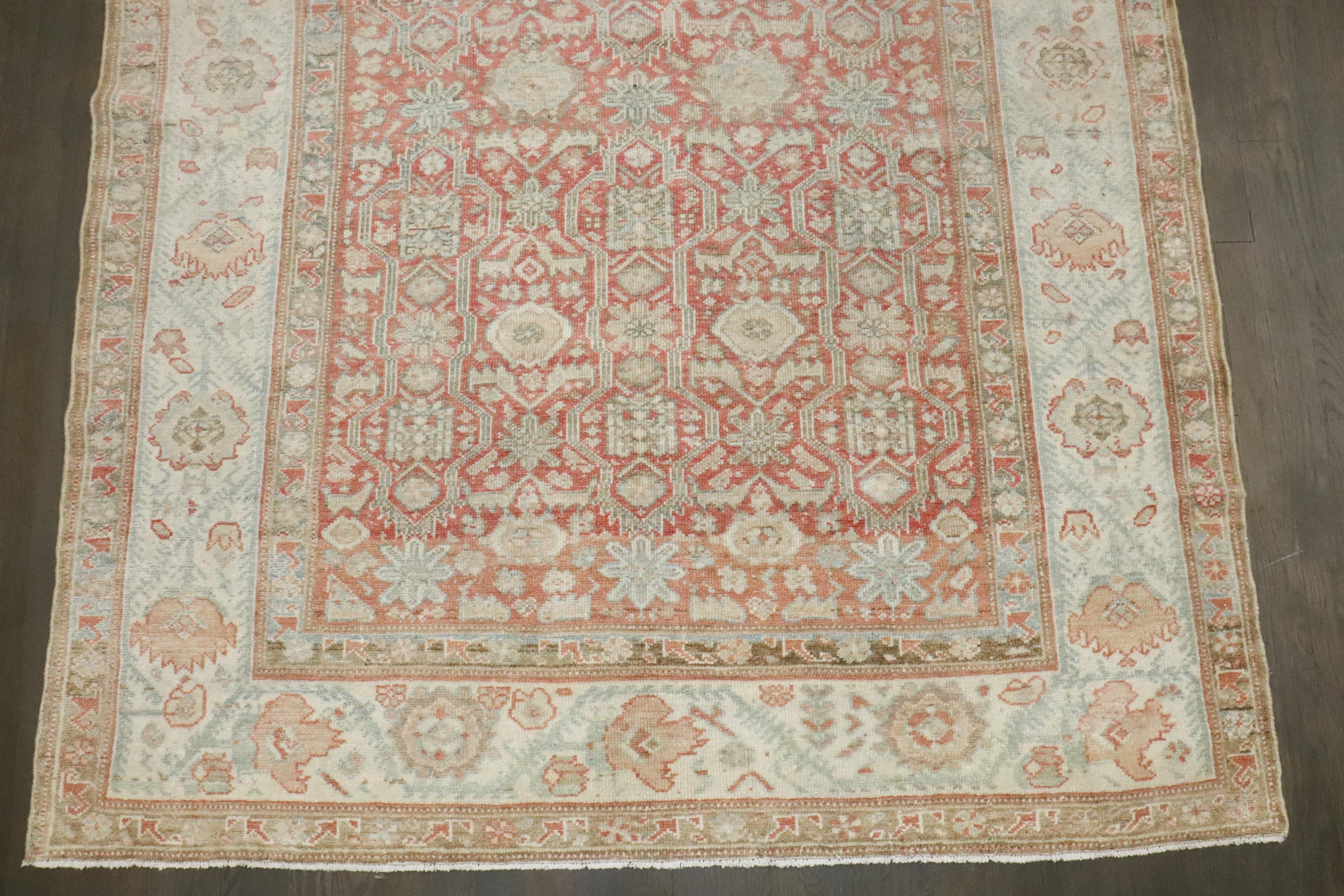 Antiker persischer Malayer-Teppich aus der Zabihi-Kollektion im Zustand „Gut“ im Angebot in New York, NY