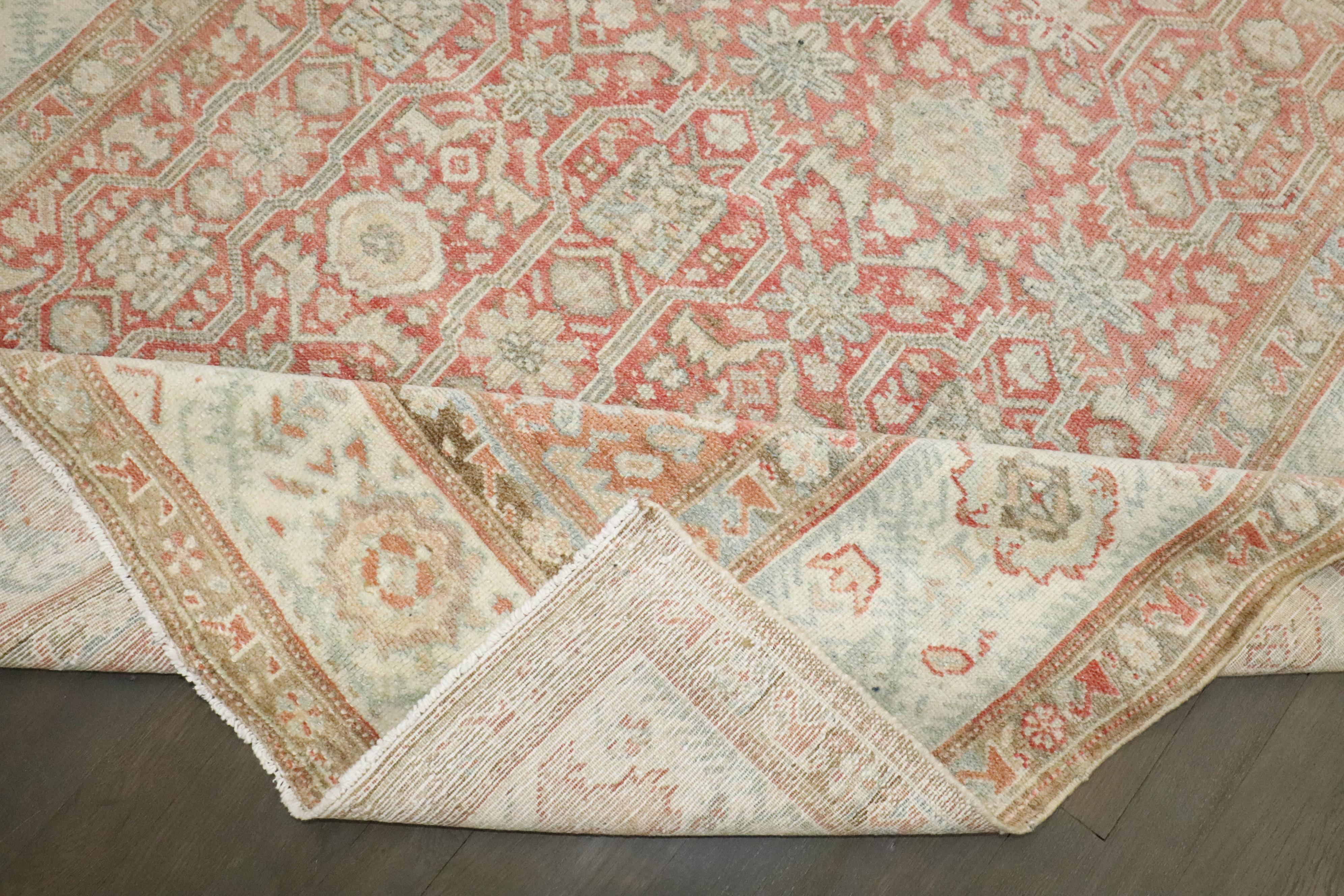 Antiker persischer Malayer-Teppich aus der Zabihi-Kollektion (20. Jahrhundert) im Angebot