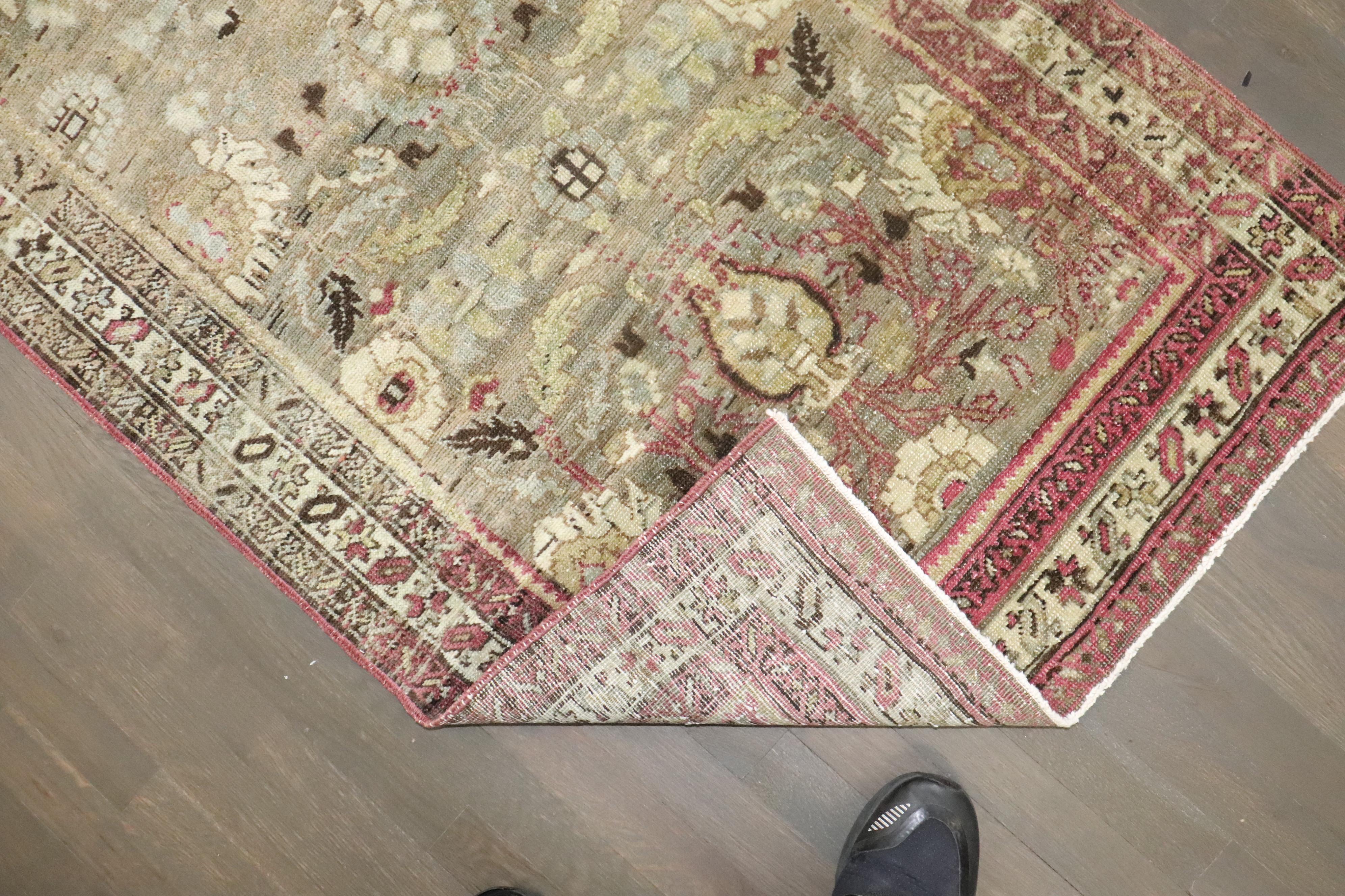 Zabihi Kollektion Antiker persischer Malayer-Läufer aus Persien (Handgeknüpft) im Angebot