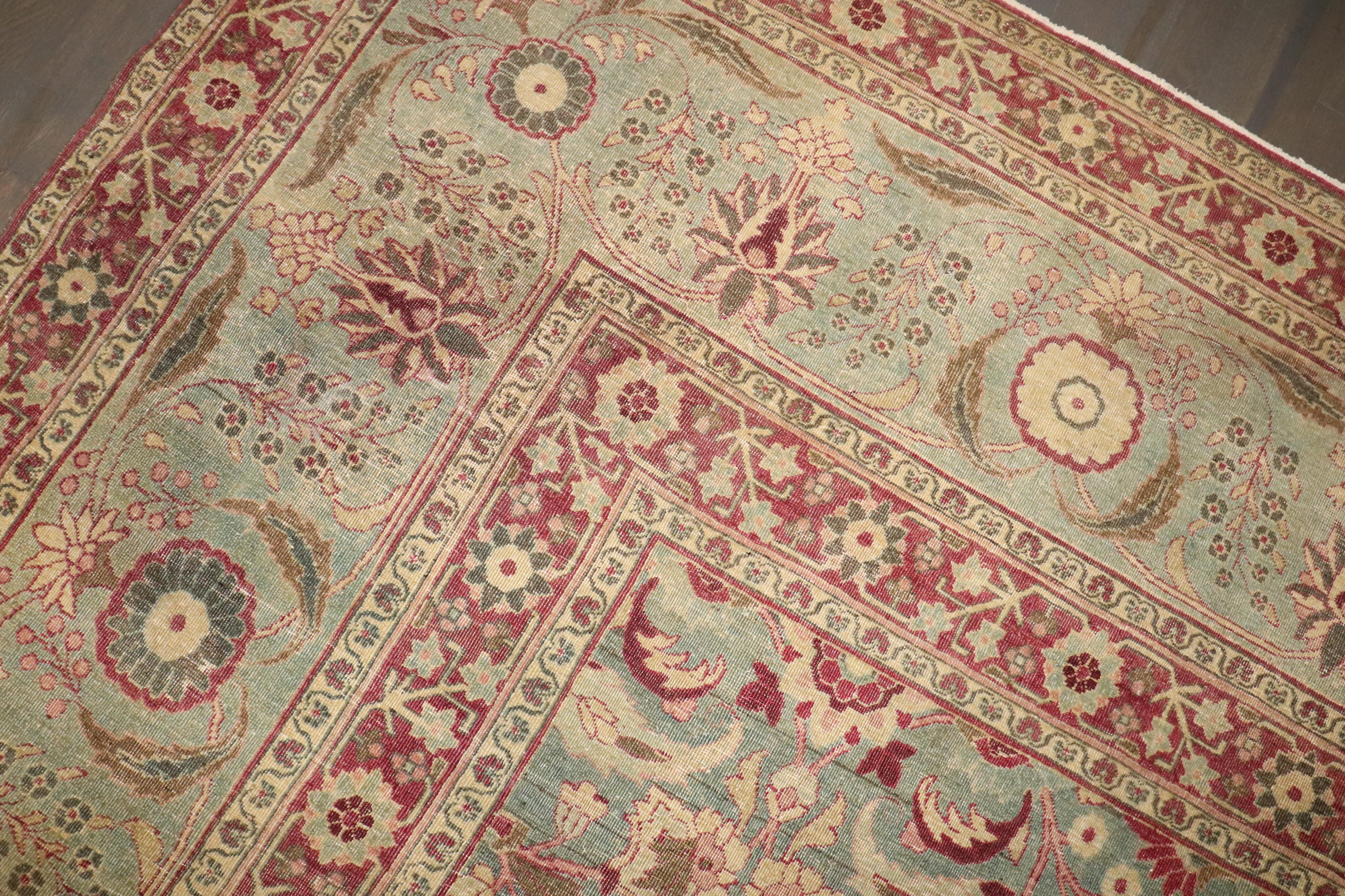Tapis surdimensionné persan ancien de la collection Zabihi en vente 2