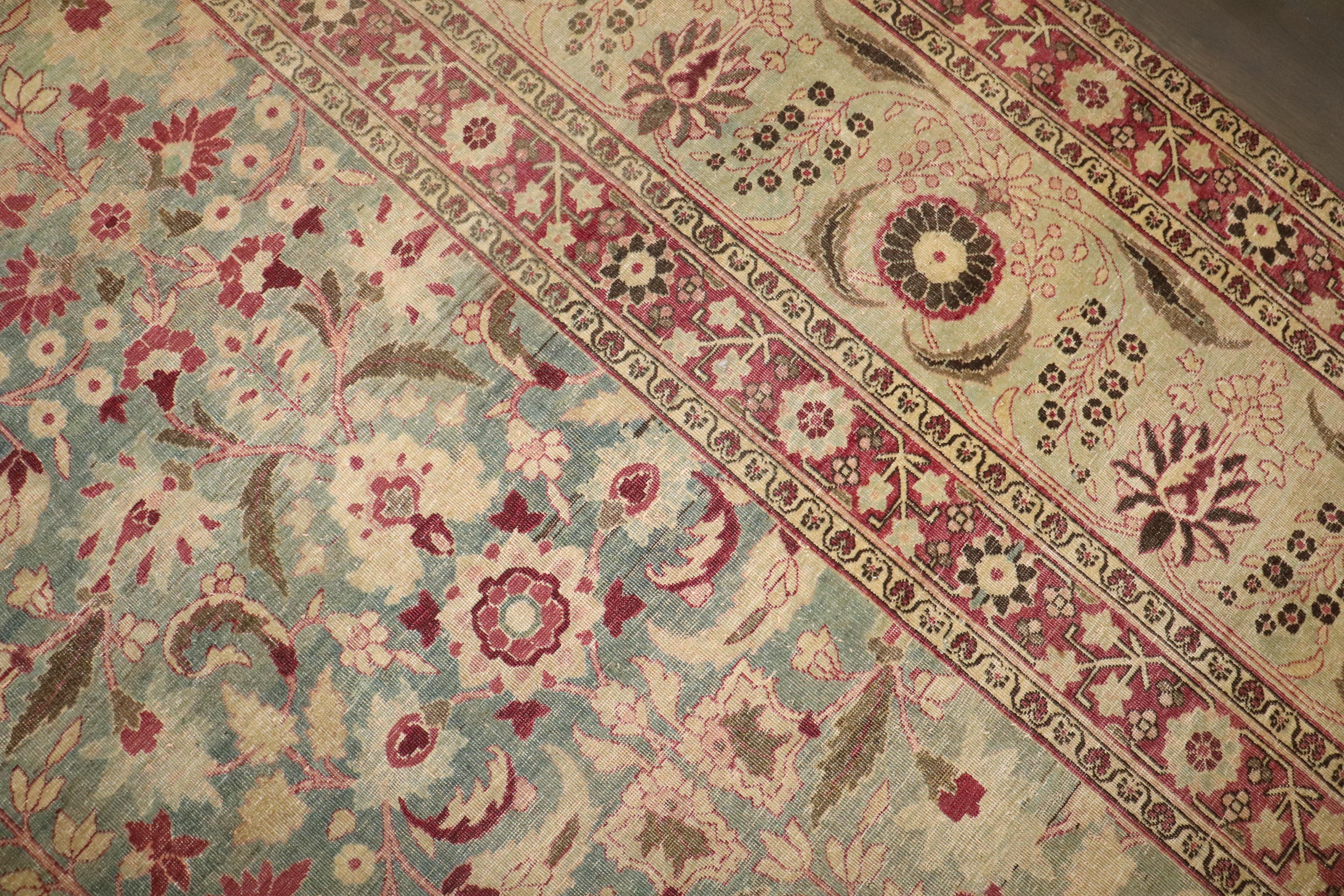 Tapis surdimensionné persan ancien de la collection Zabihi en vente 4