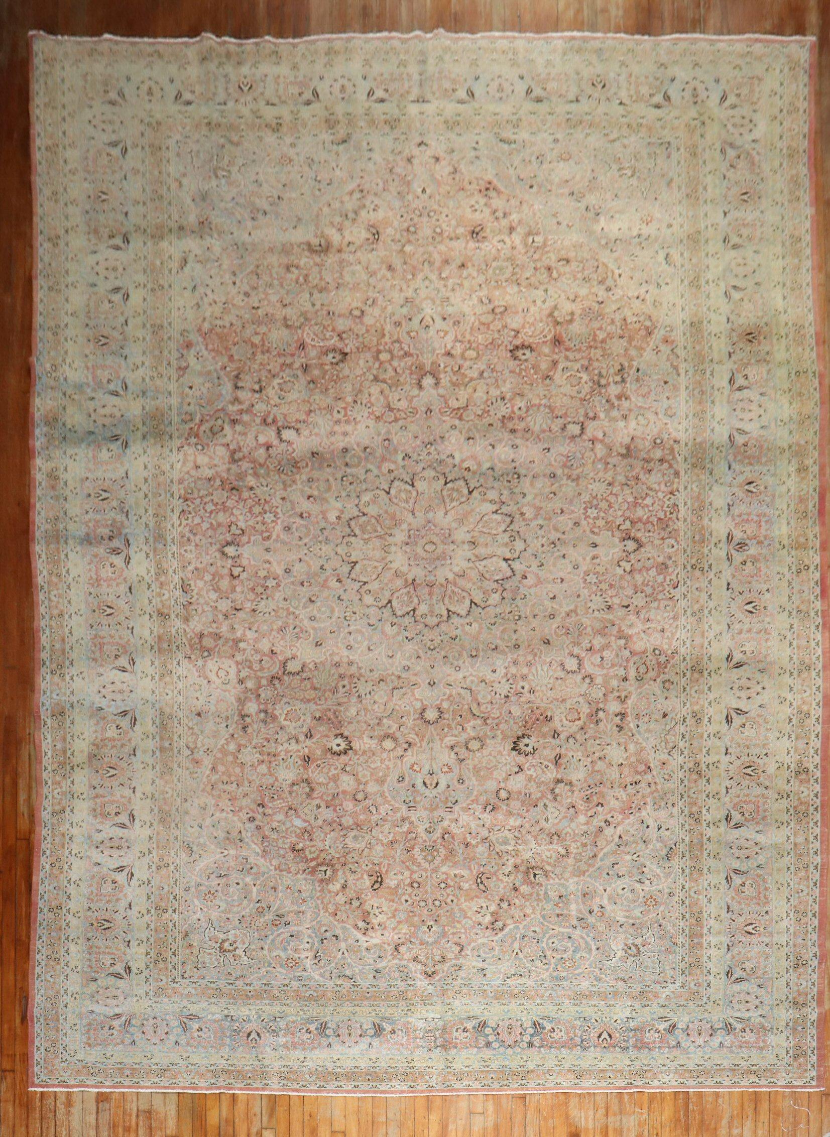 Tapis surdimensionné persan ancien de la collection Zabihi en vente 5