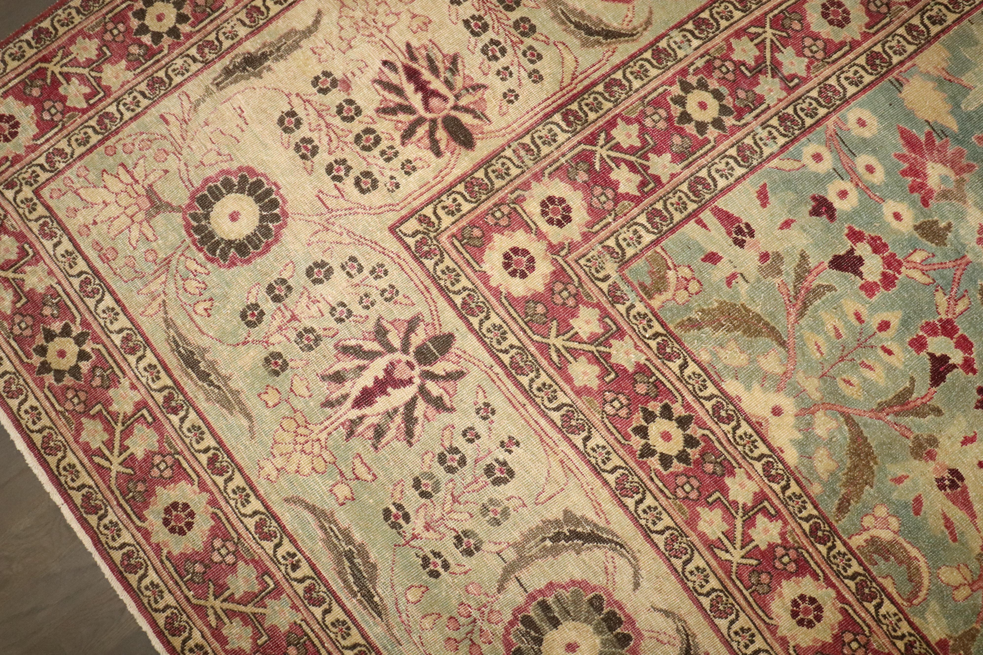 Tapis surdimensionné persan ancien de la collection Zabihi en vente 5