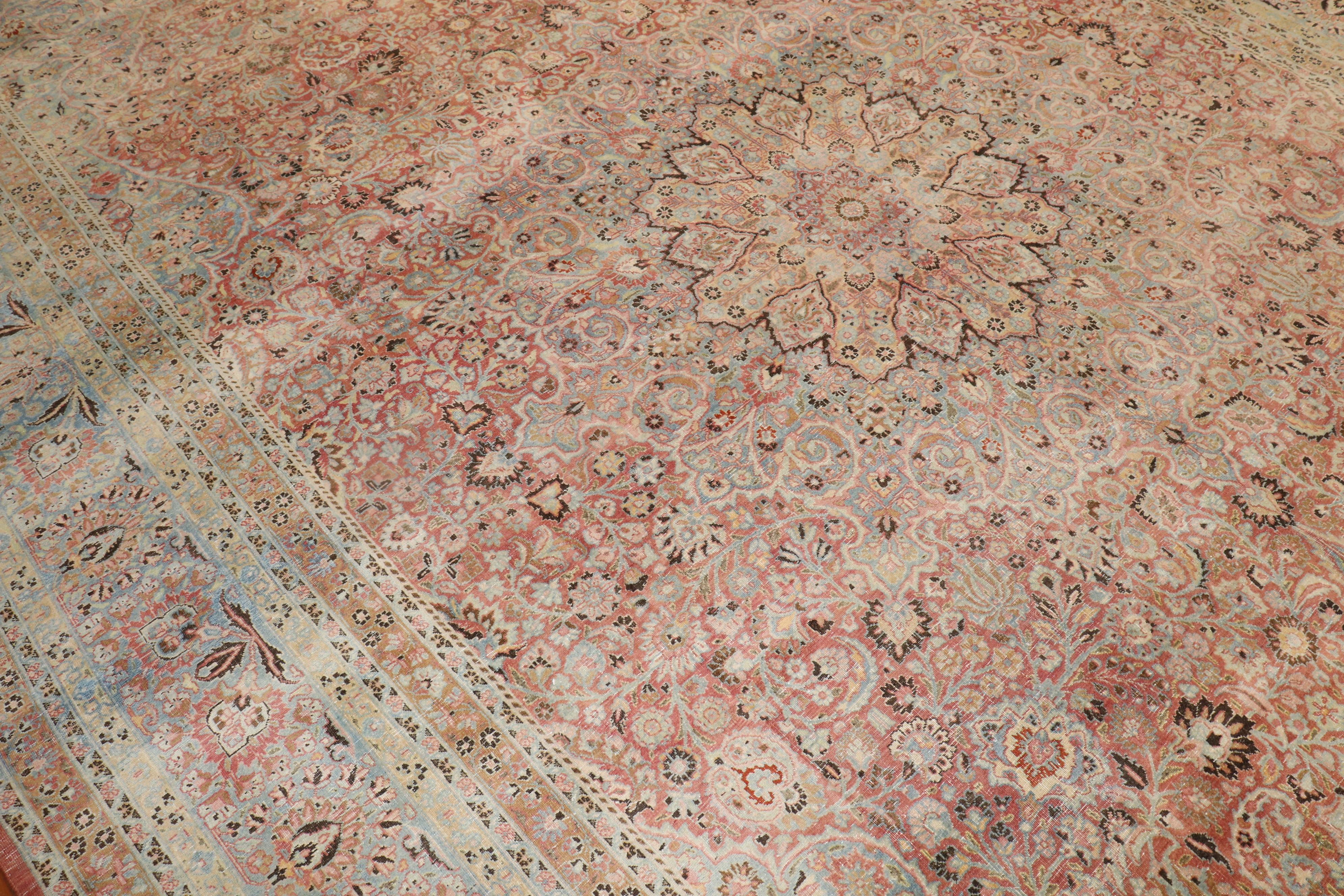 Tapis surdimensionné persan ancien de la collection Zabihi Bon état - En vente à New York, NY