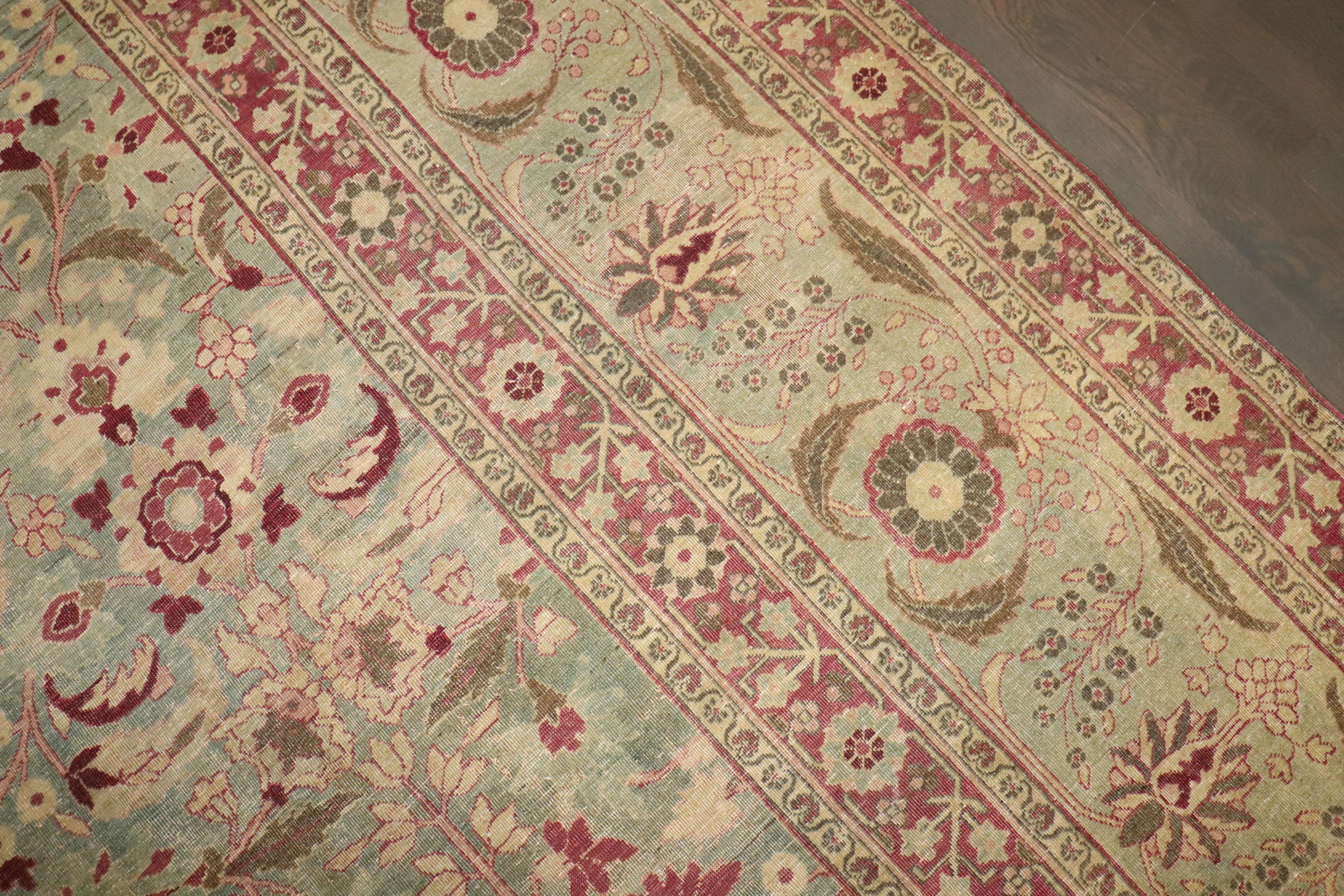 20ième siècle Tapis surdimensionné persan ancien de la collection Zabihi en vente