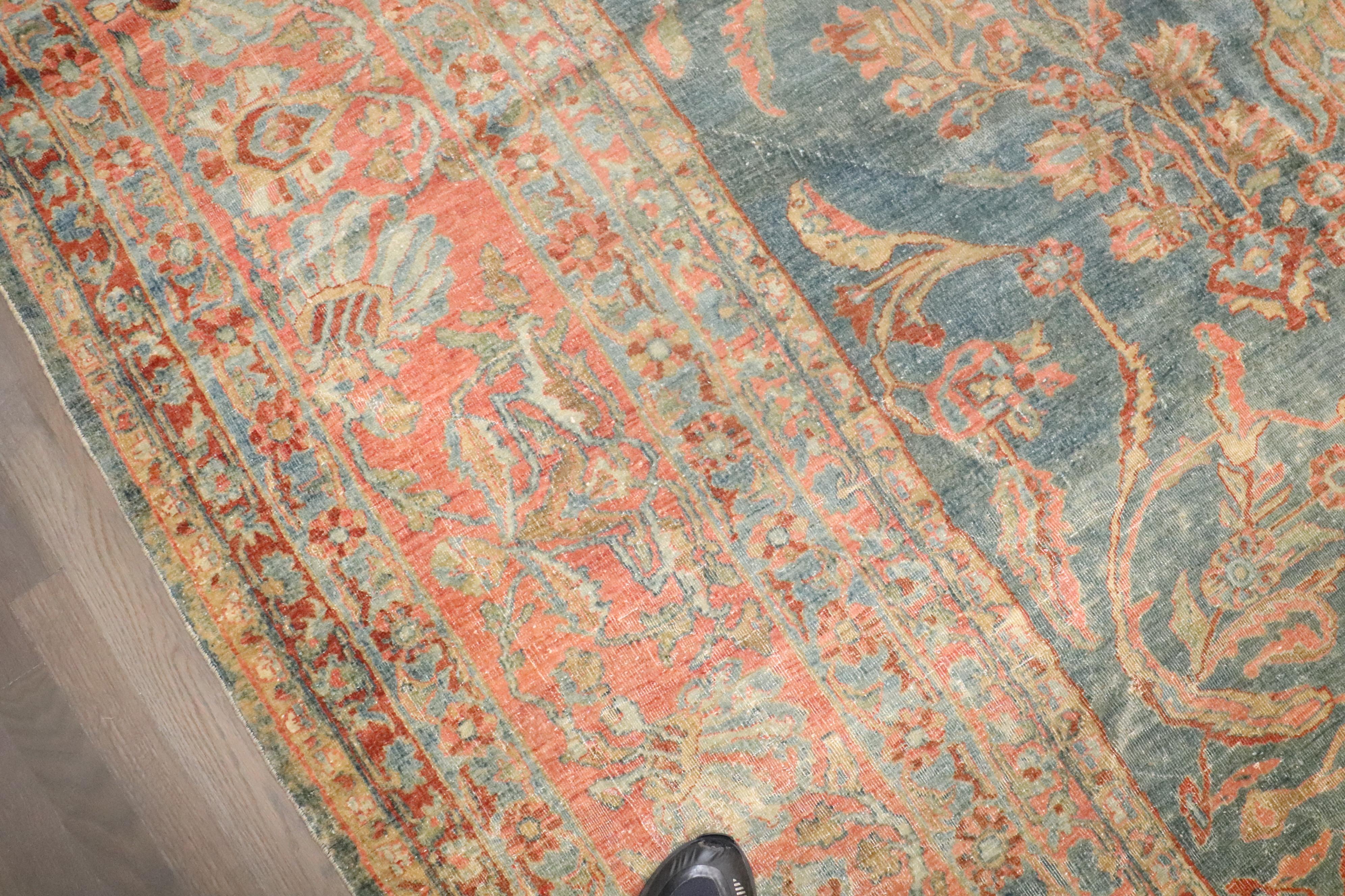 Tapis Sarouk persan ancien de la collection Zabihi en vente 2