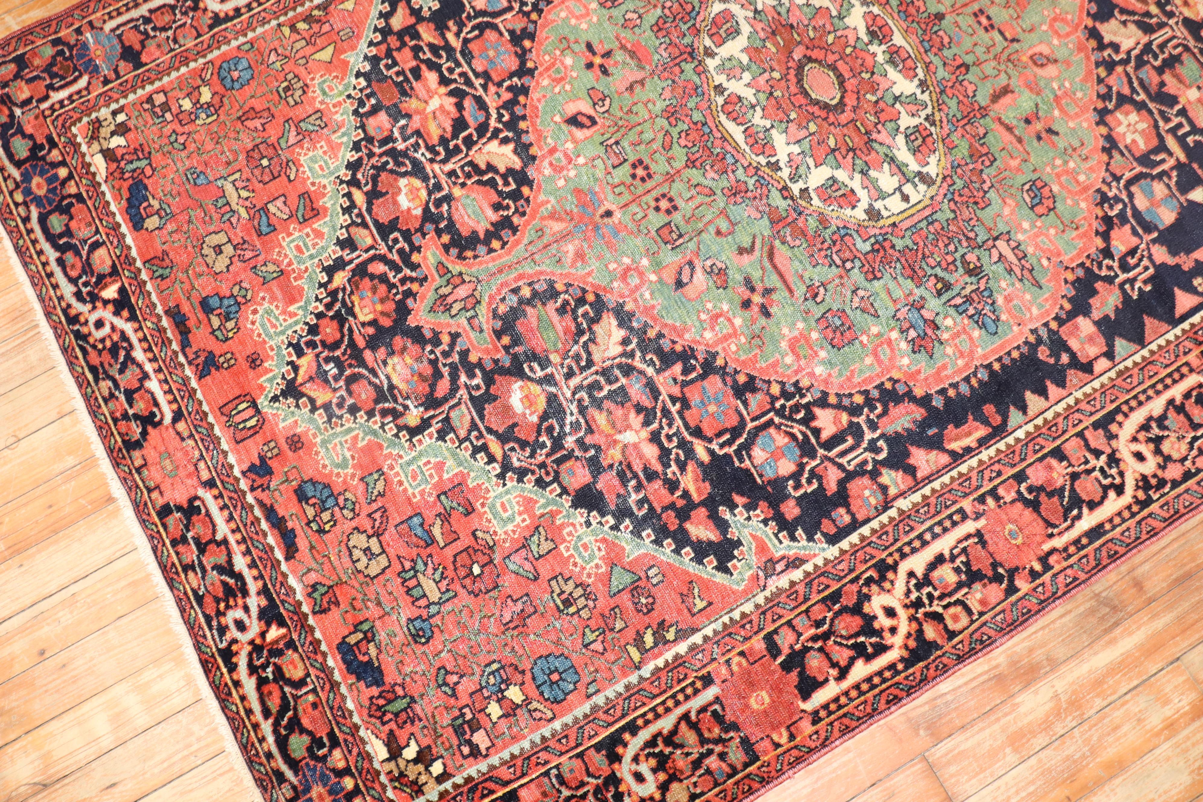 Tapis persan Ferehan Sarouk du début du XXe siècle

Détails
rug no.	j3060
taille	3' 11
