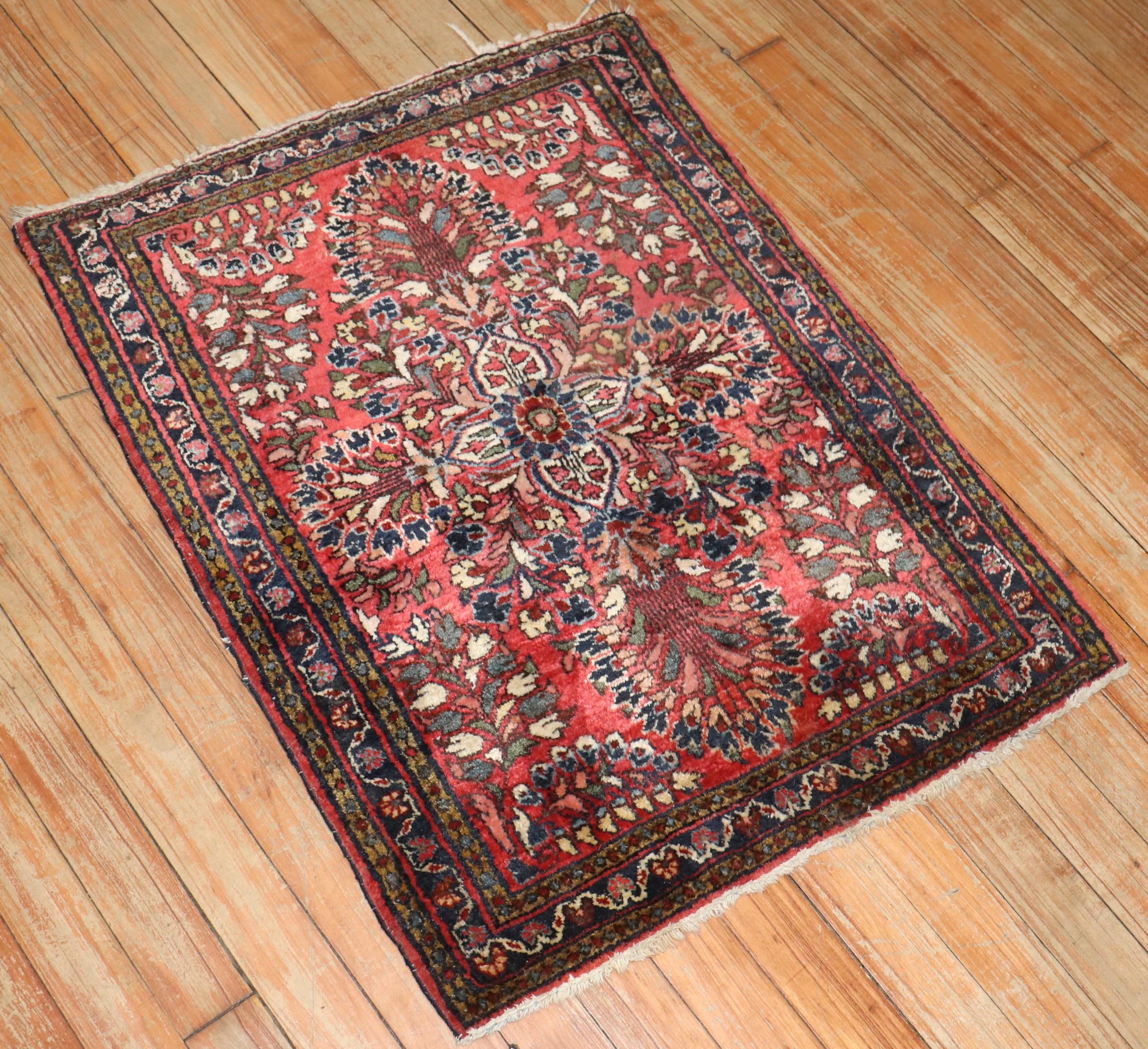 Perse Tapis Sarouk persan ancien de la collection Zabihi en vente