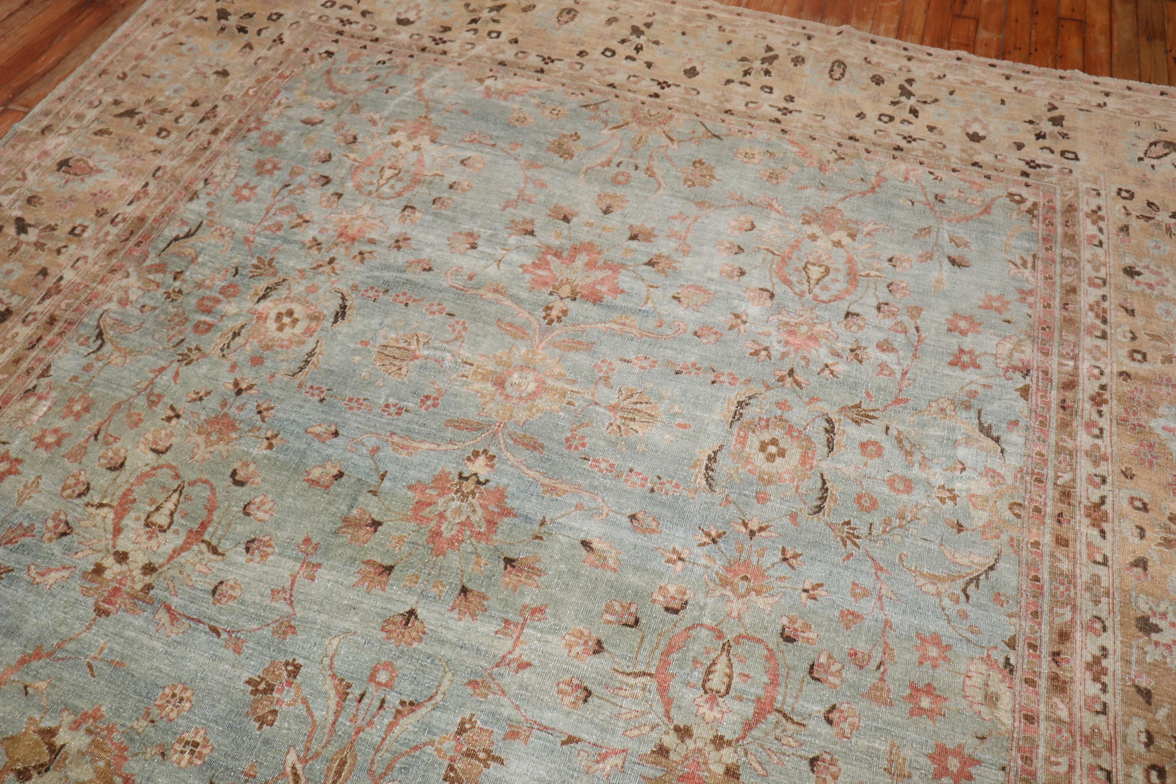 Classique américain Tapis Sarouk persan ancien de la collection Zabihi en vente