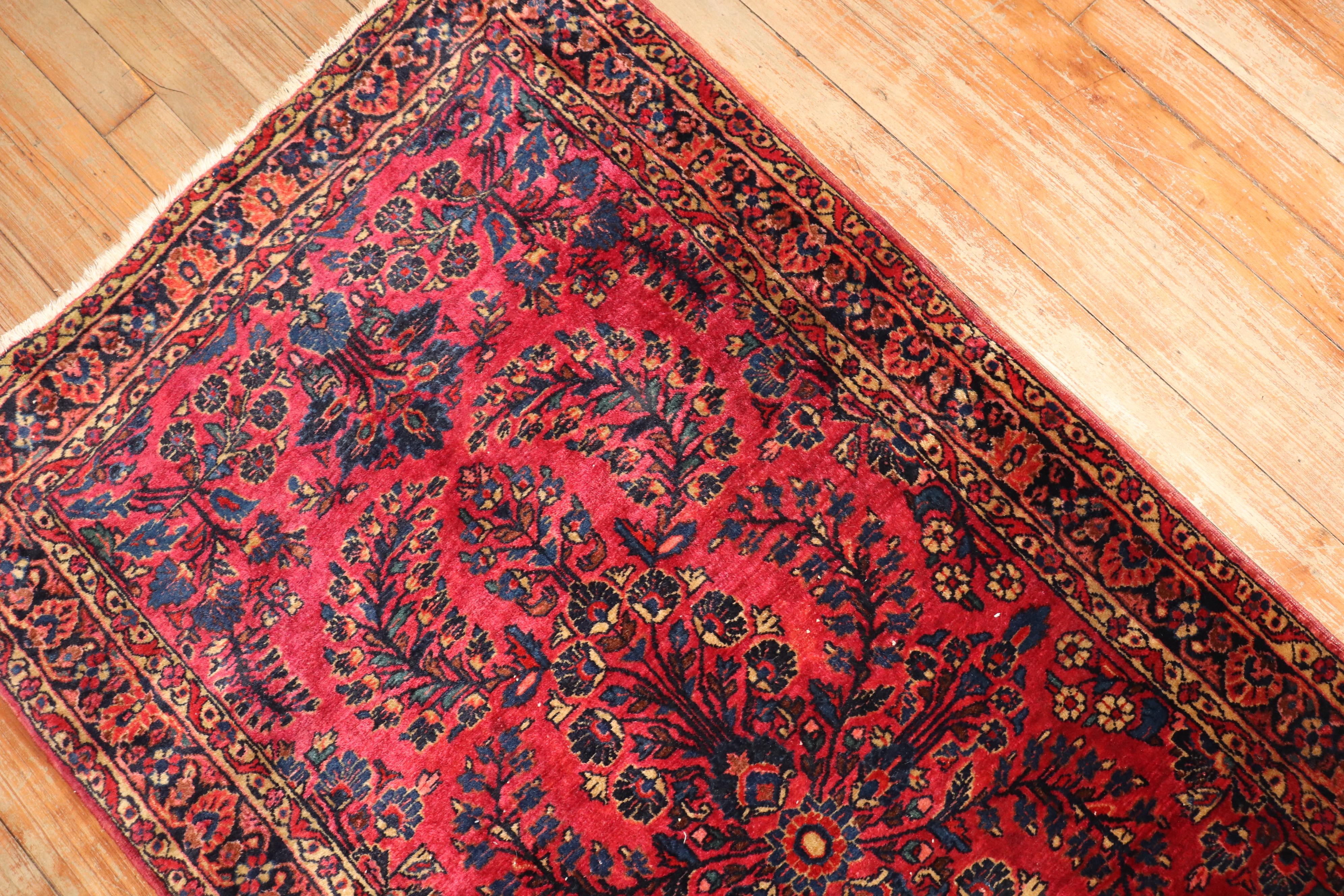Zabihi Collection Antique Persian Sarouk Rug In Good Condition For Sale In New York, NY