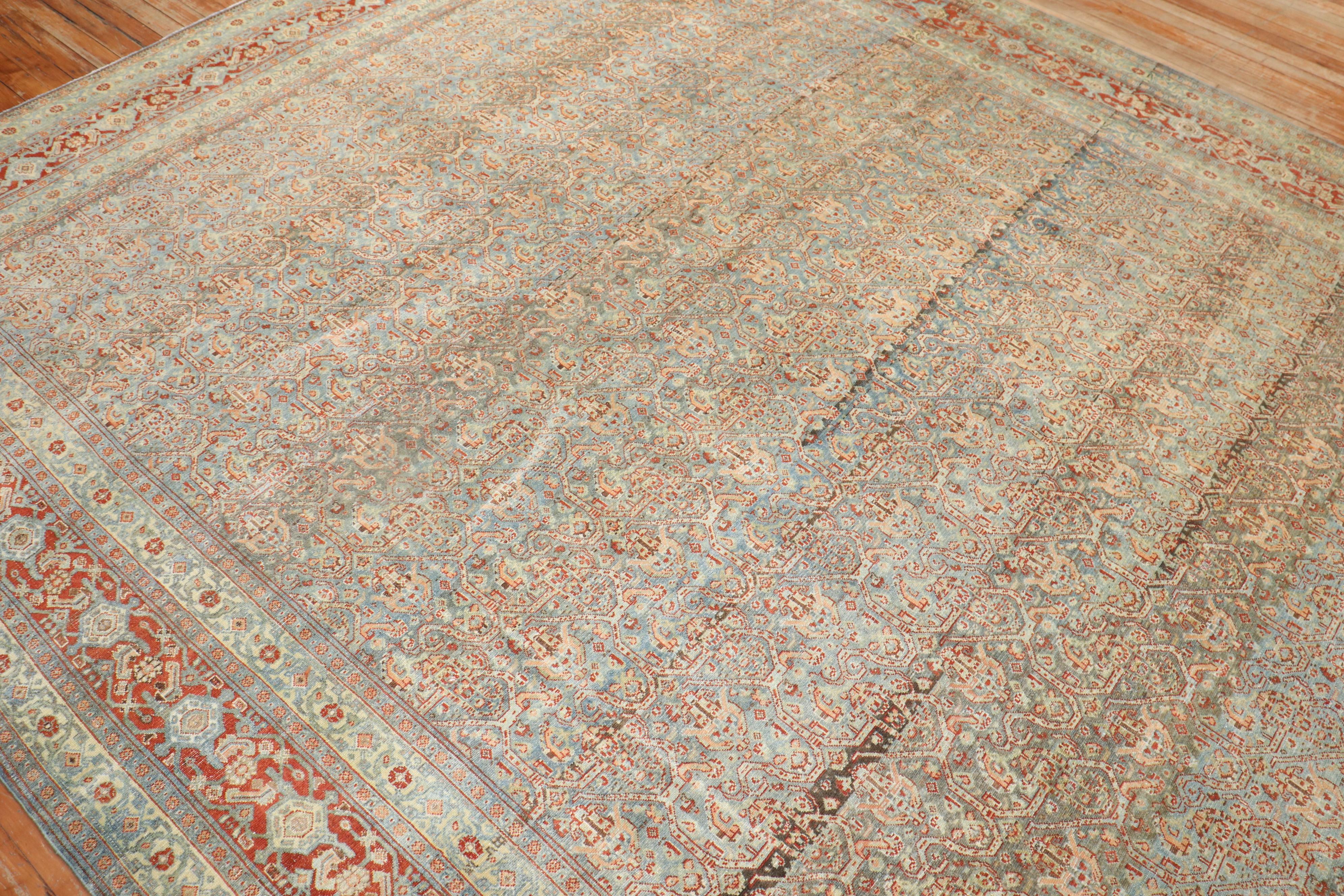 Zabihi Collection Antike Persische Senneh Room Rug im Angebot 1