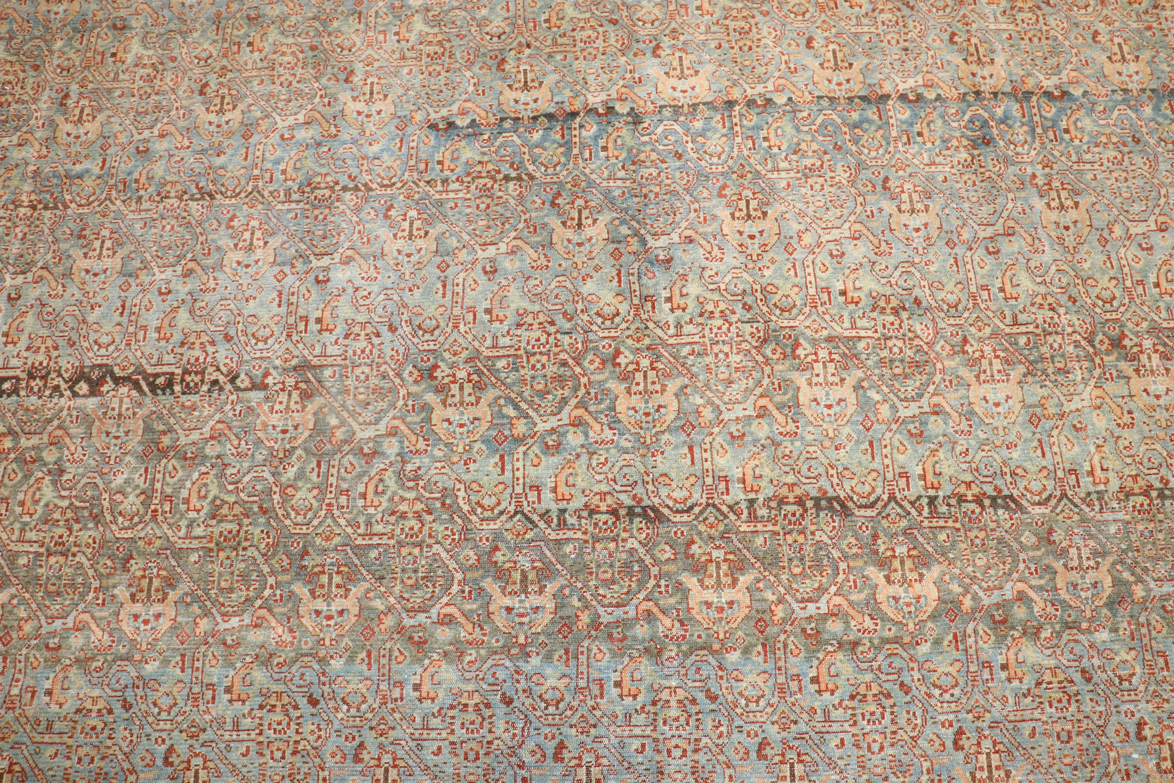 Zabihi Collection Antike Persische Senneh Room Rug im Angebot 2