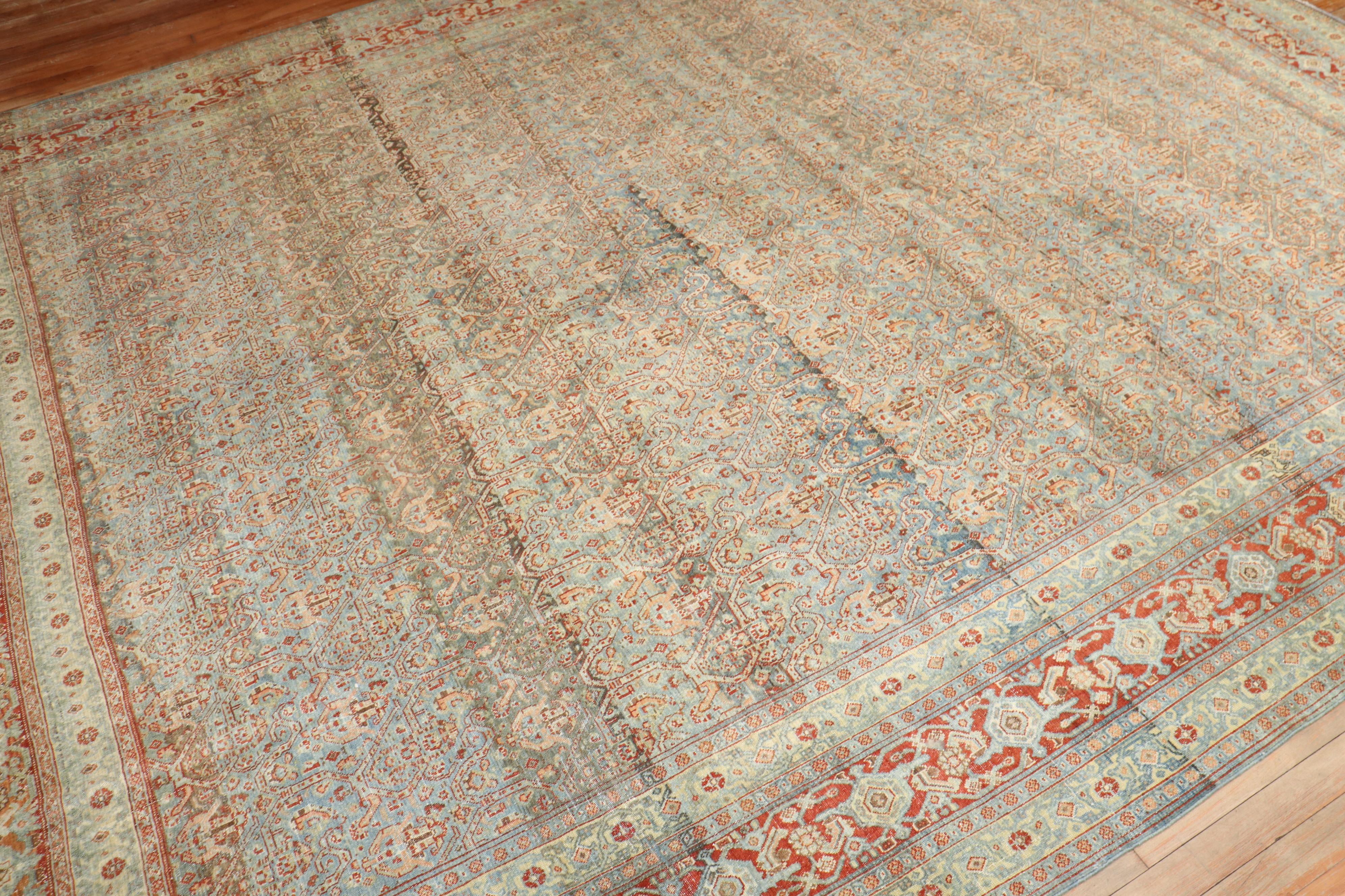 Zabihi Collection Antike Persische Senneh Room Rug im Angebot 3