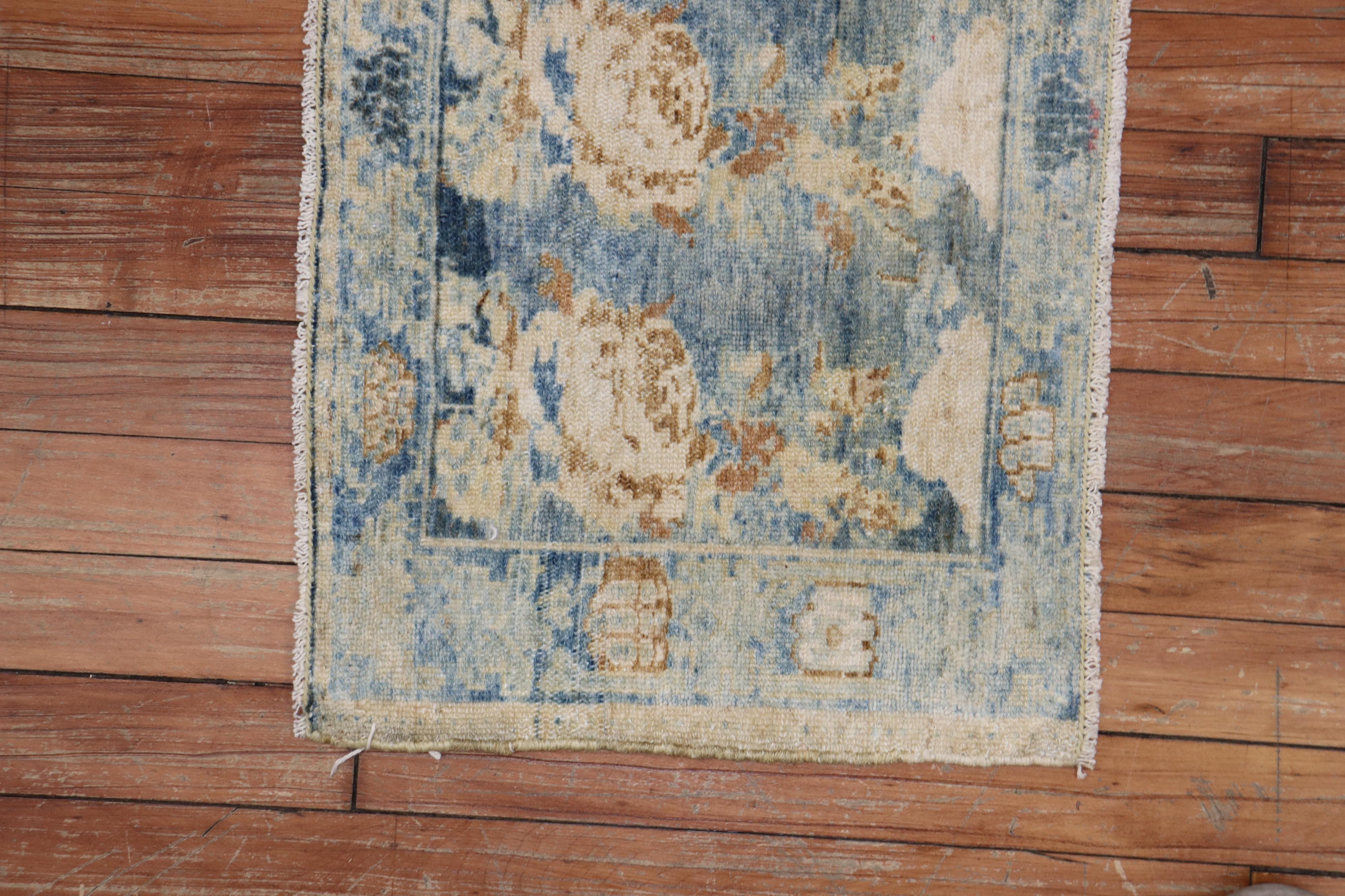 Alfombra Senneh Persa Antigua Colección Zabihi colonial estadounidense en venta