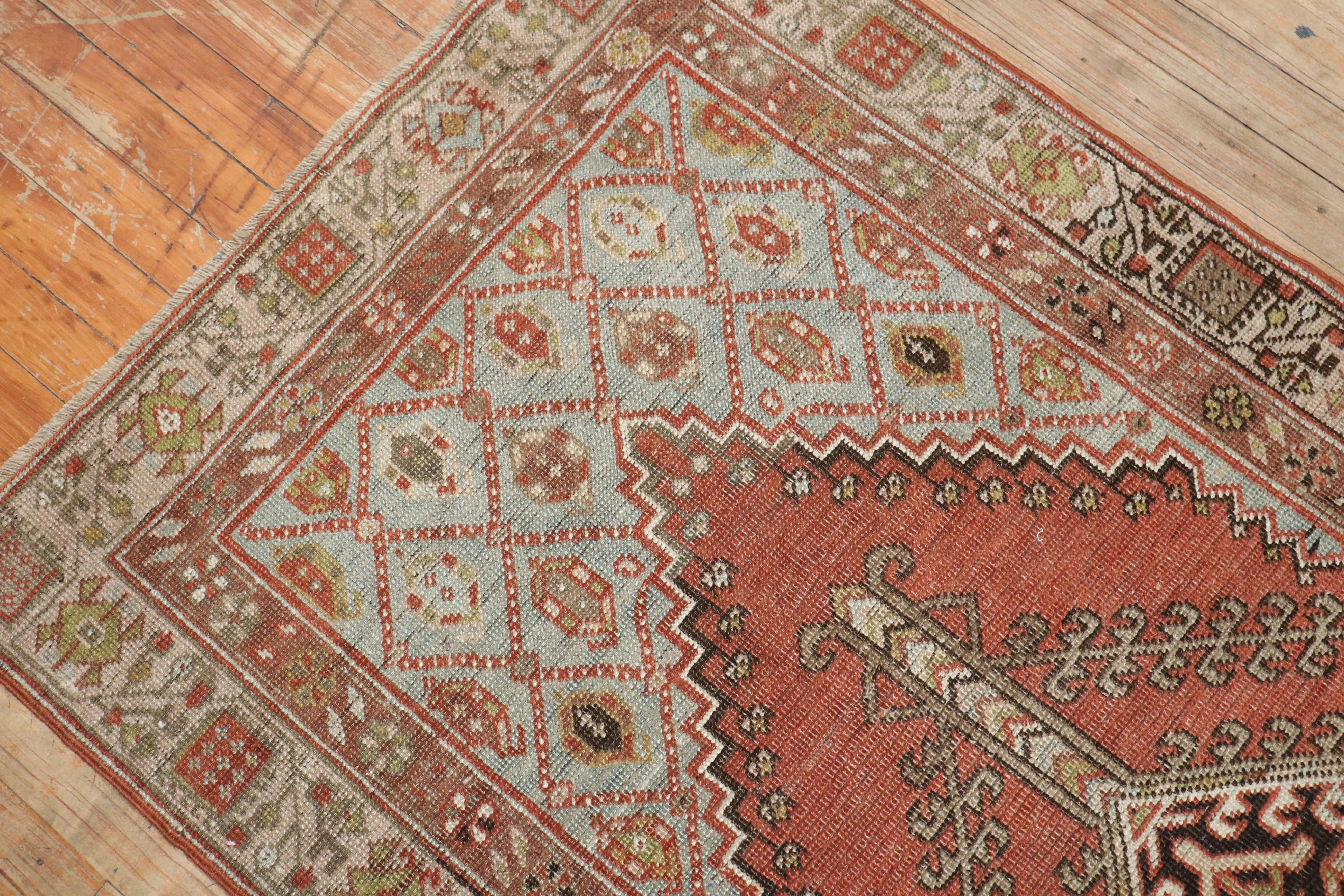 Petit chemin de table persan Serab tribal des années 1920

Détails
rug no.	j3082
taille	2' 10