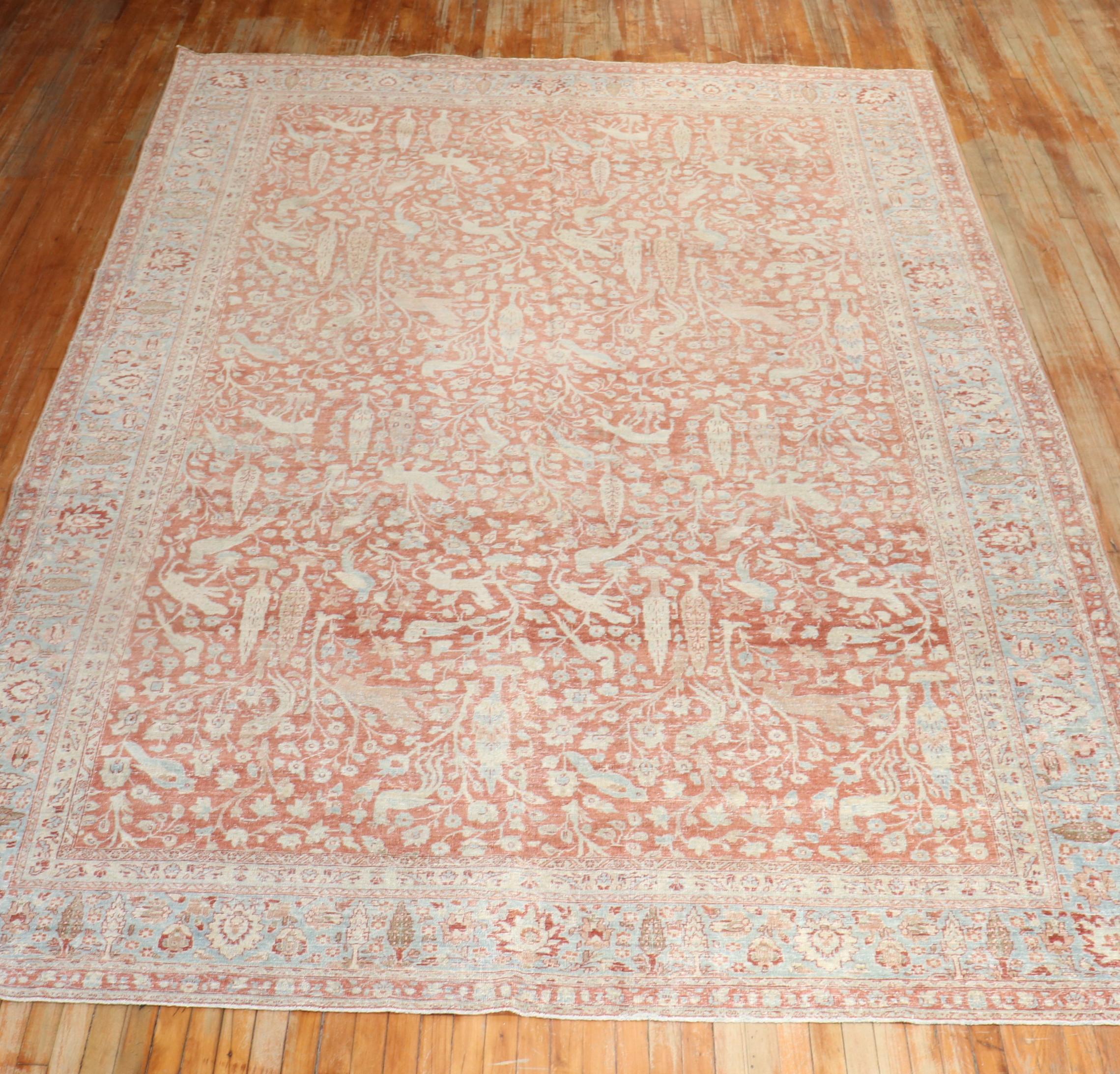Tapis persan ancien de la collection Zabihi représentant une scène d'animaux de Tabriz Bon état - En vente à New York, NY