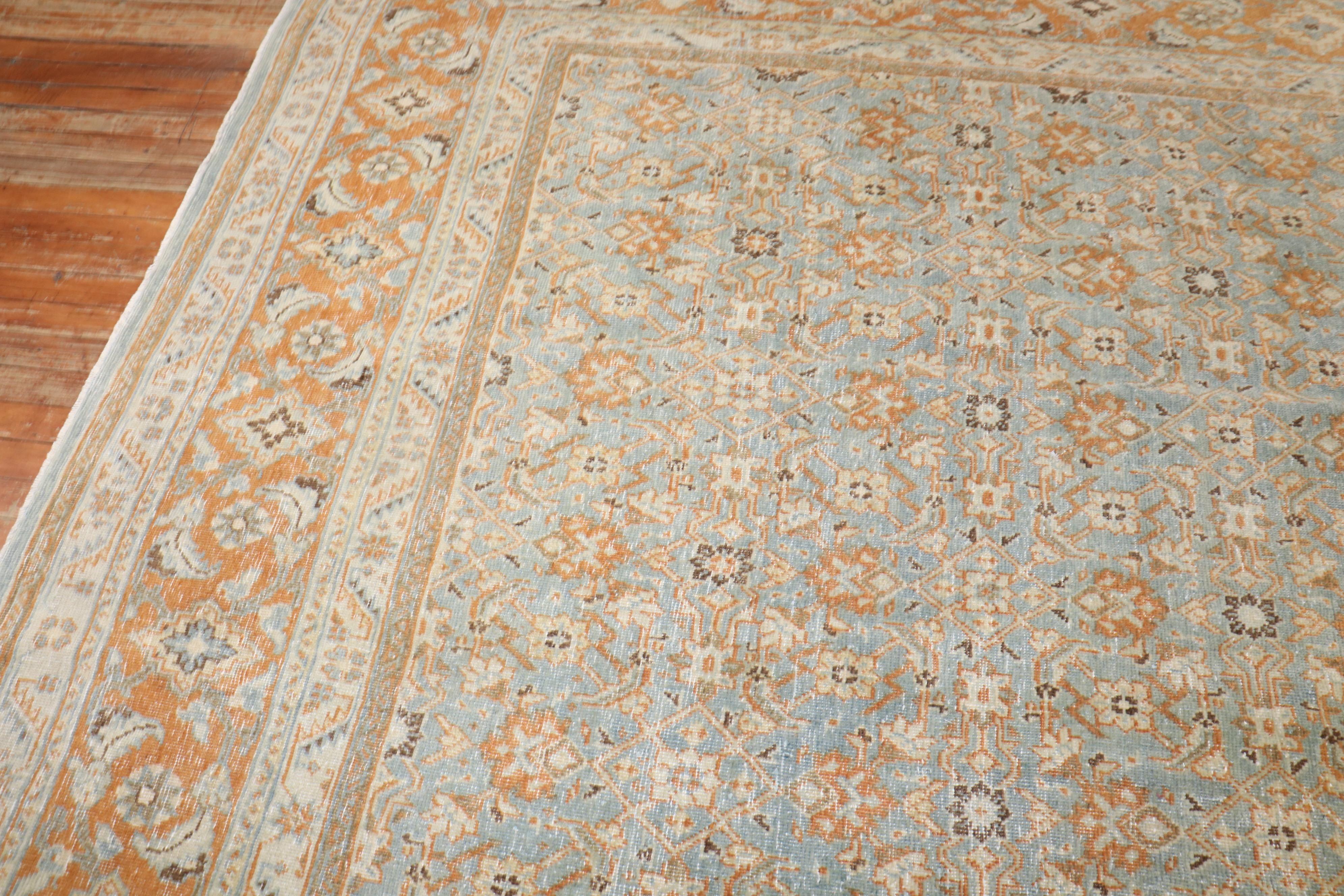 Zabihi Collection Antike Persische Täbris Blau Orange Teppich im Zustand „Gut“ im Angebot in New York, NY