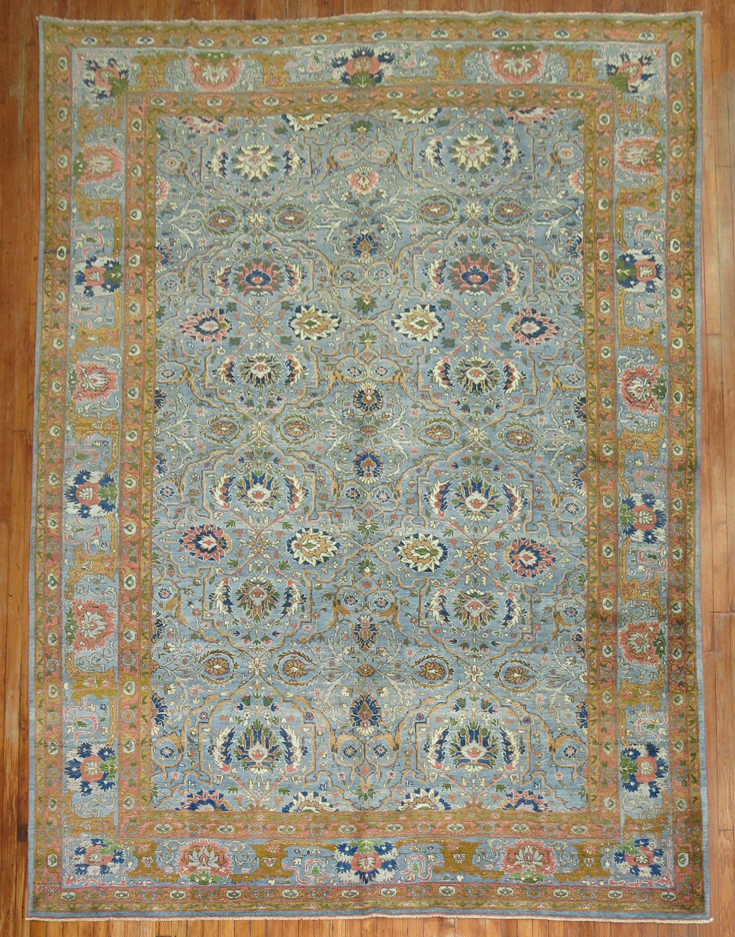 Antique 1920s Persian Tabriz rug 

Measures: 8'5''' x 11'2''