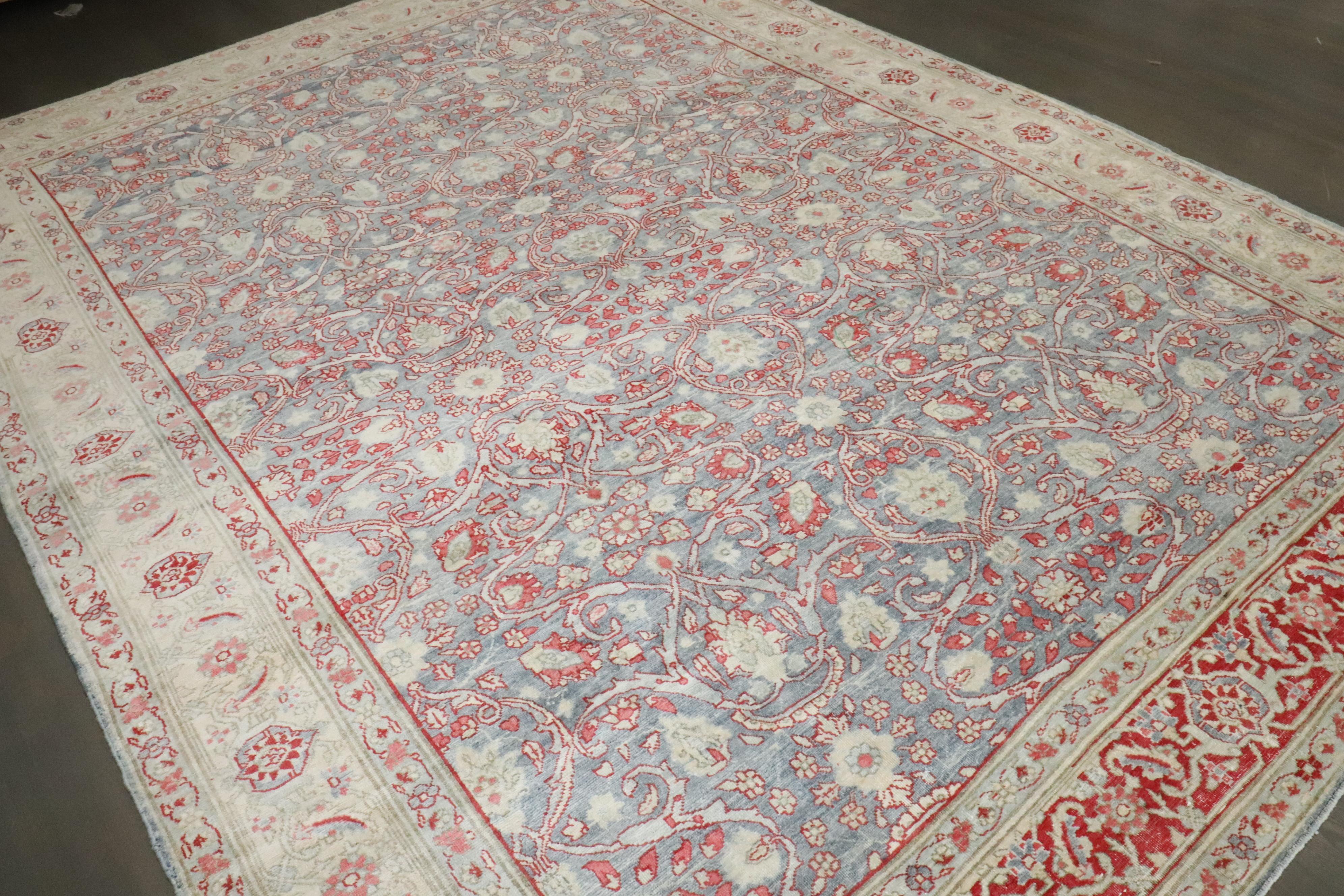 Laine Tapis persan ancien de la collection Zabihi de Tabriz en vente