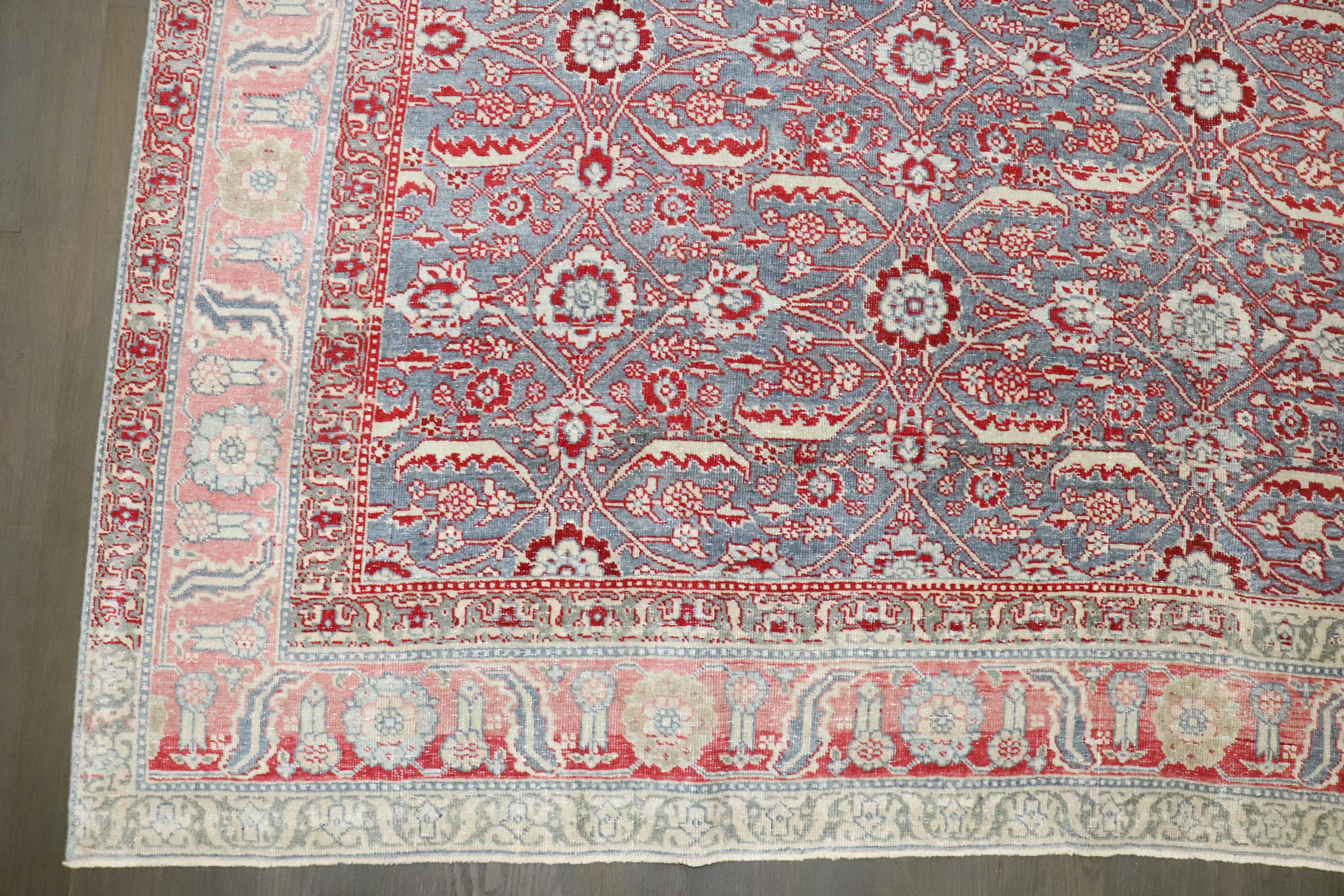 ein persischer Täbris-Teppich des frühen 20. Jahrhunderts in kleiner Zimmergröße

Einzelheiten
Teppich nein.	j4677
Größe	7' 1