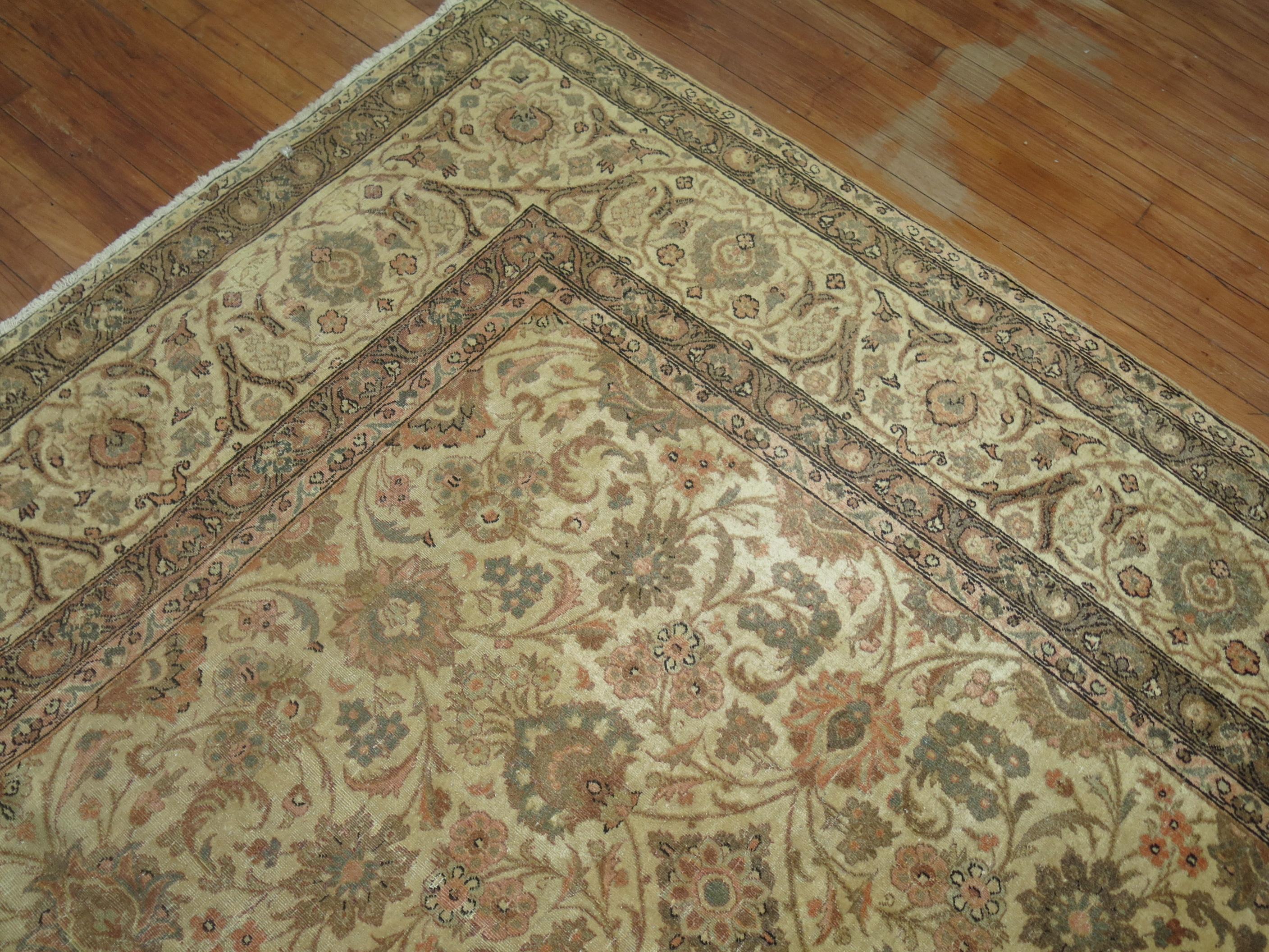 Perse Tapis persan ancien de la collection Zabihi de Tabriz en vente
