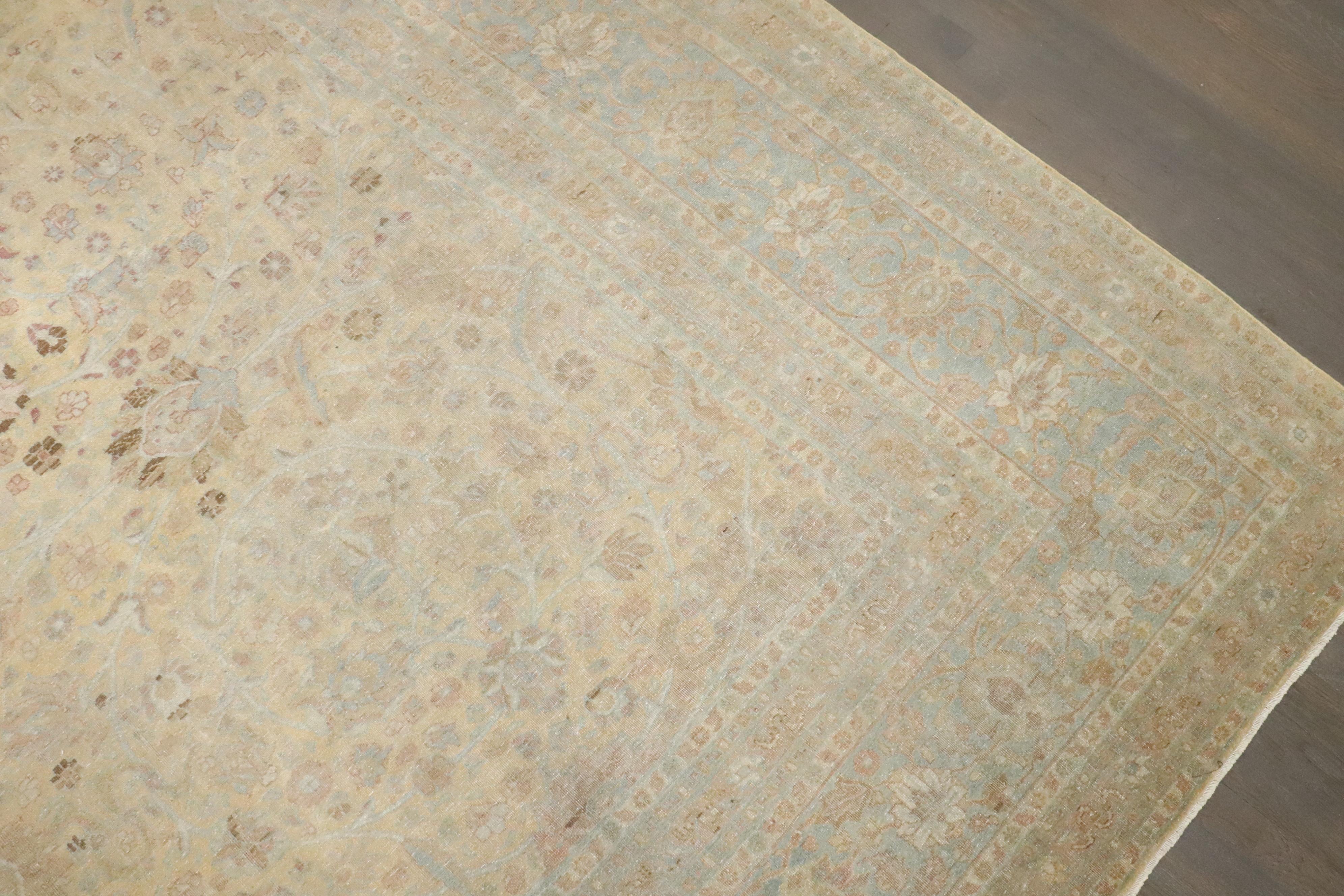 Tappeto Tabriz antico persiano della collezione Zabihi in vendita 1
