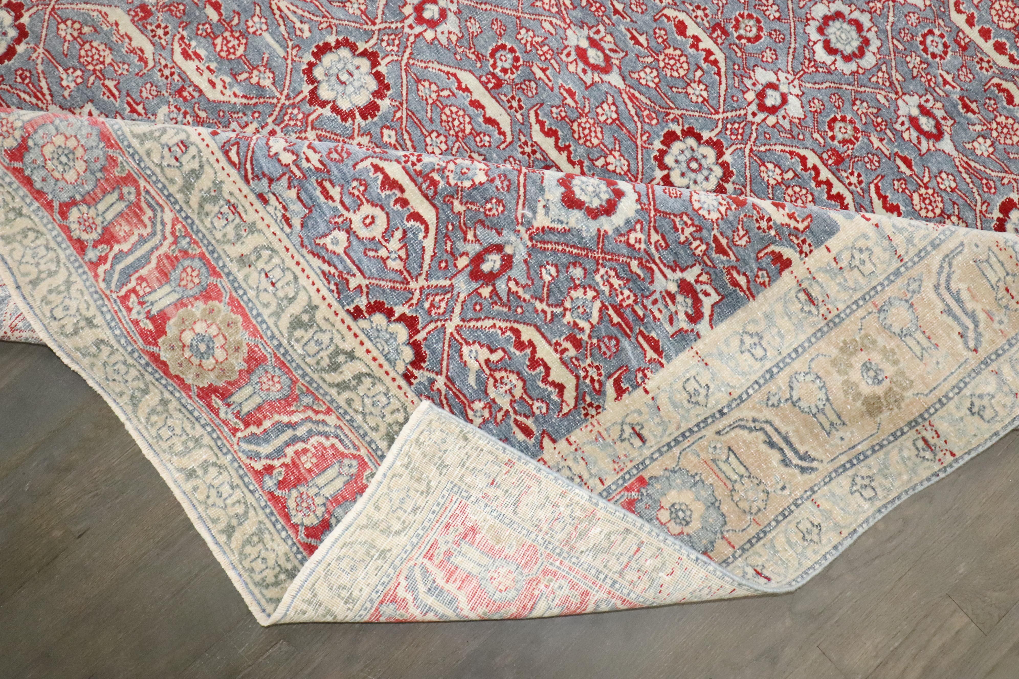 Antiker persischer Täbris-Teppich aus der Zabihi-Kollektion (Wolle) im Angebot