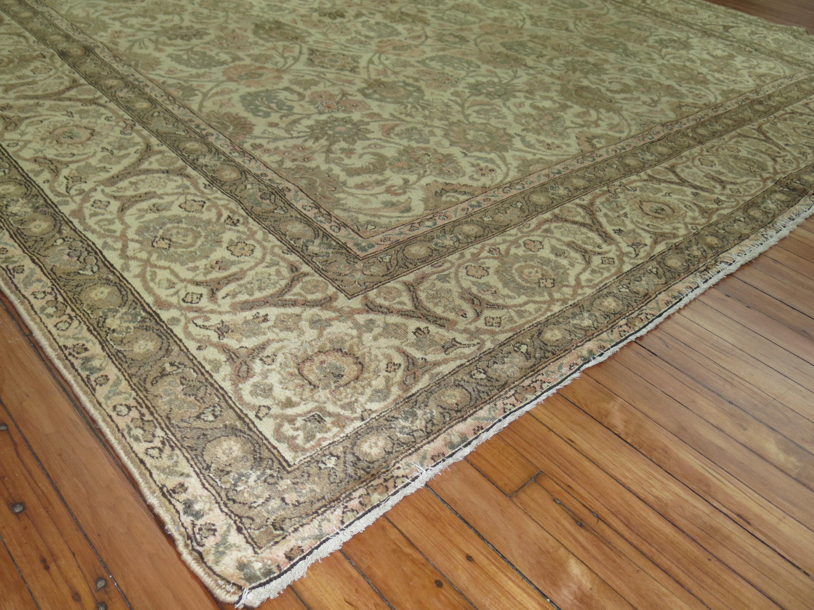 Laine Tapis persan ancien de la collection Zabihi de Tabriz en vente