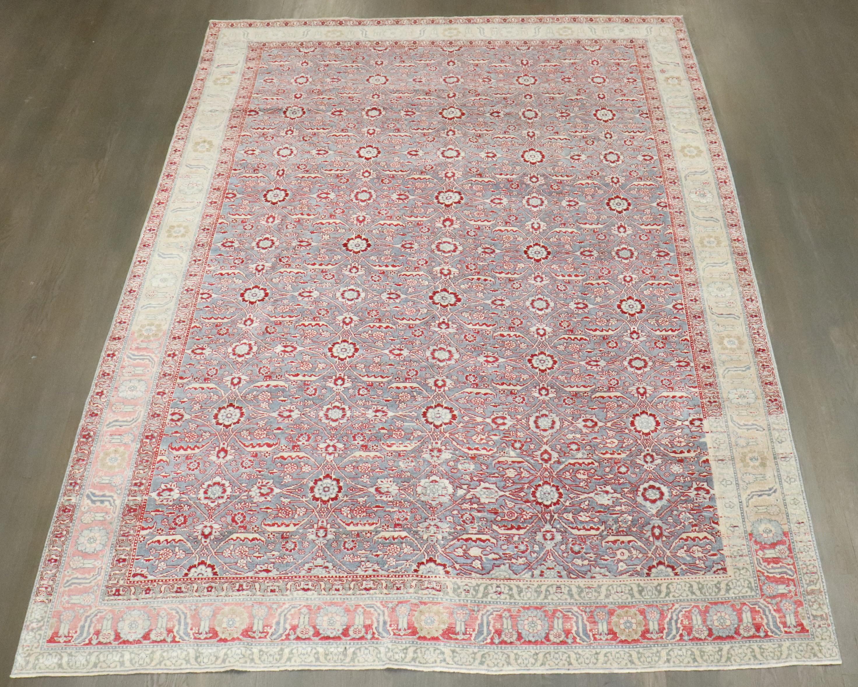 Antiker persischer Täbris-Teppich aus der Zabihi-Kollektion im Angebot 1