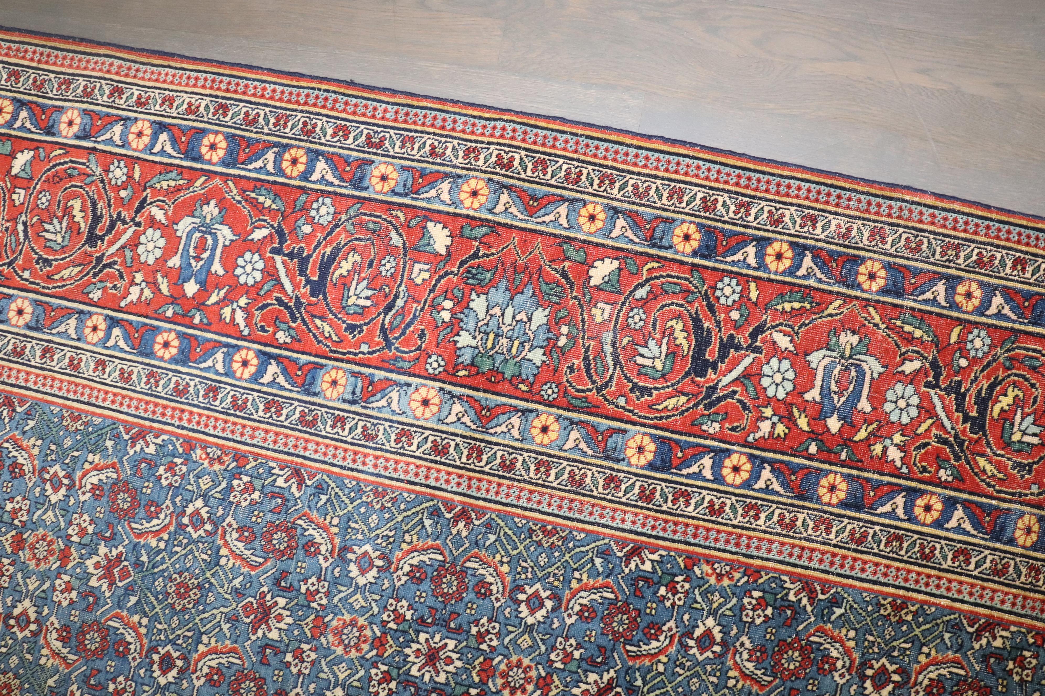 Antiker persischer Teheran-Teppich der Zabihi-Kollektion im Angebot 1